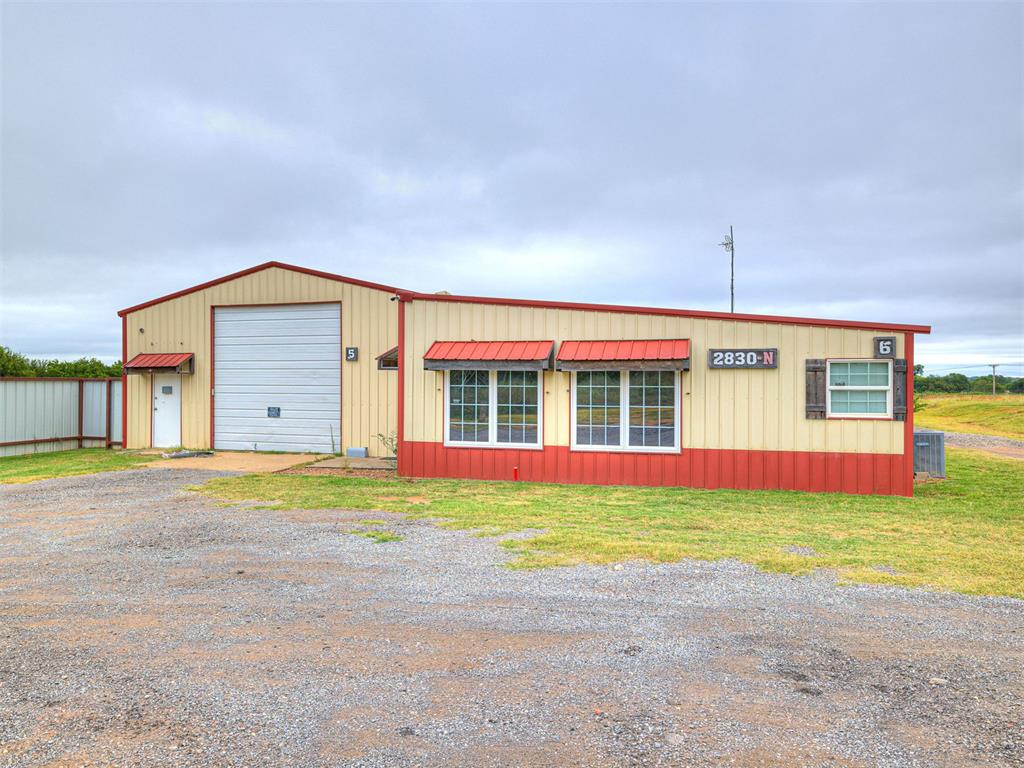 2830 N Macarthur Avenue Unit: 1-6