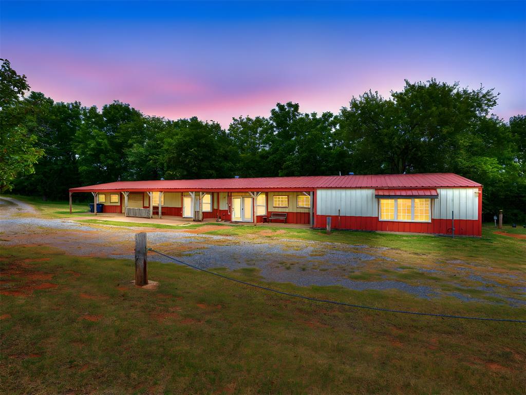 2830 N Macarthur Avenue Unit: 1-6