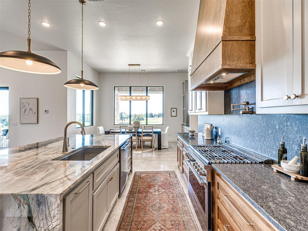 2219 Winter Creek Boulevard