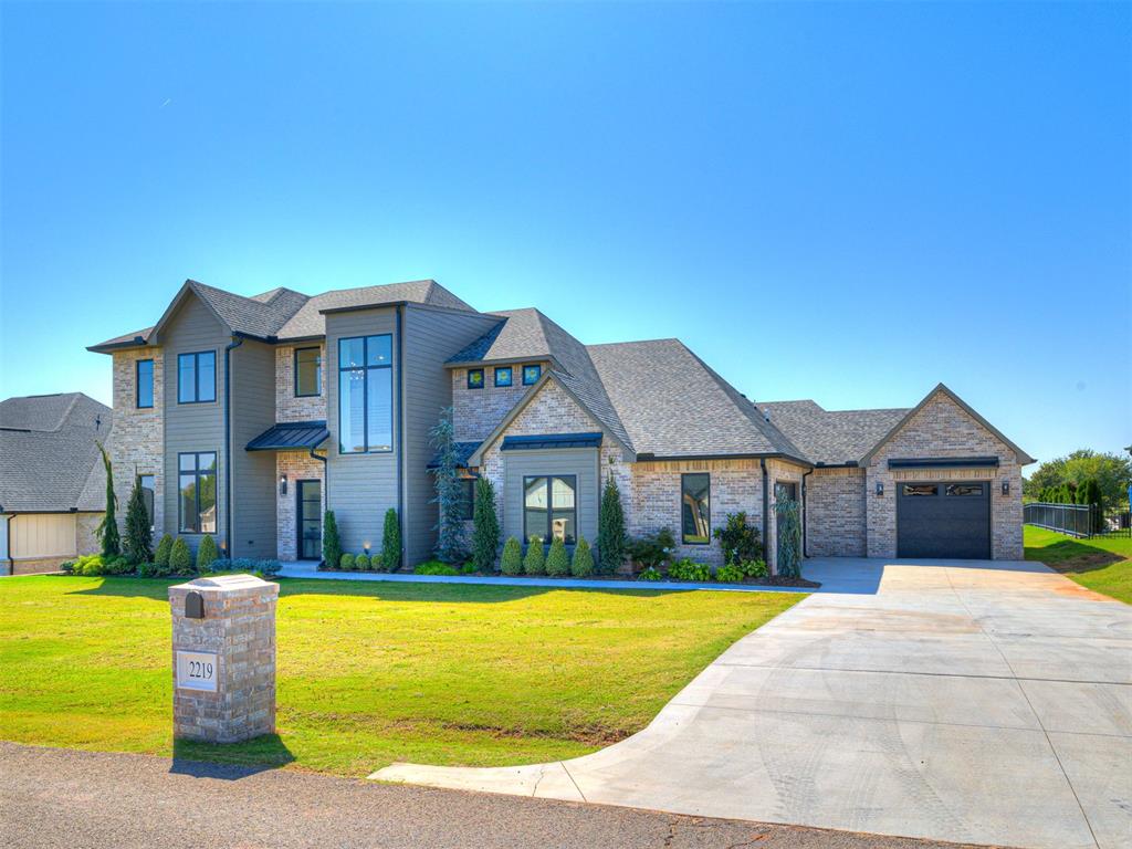 2219 Winter Creek Boulevard