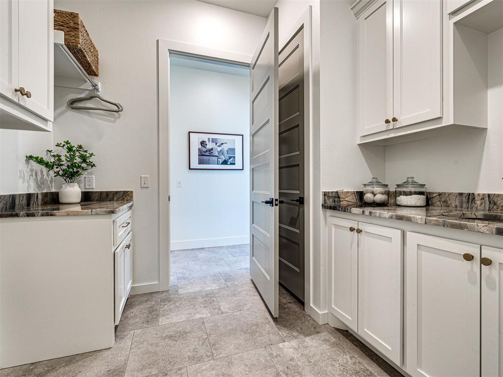 2219 Winter Creek Boulevard