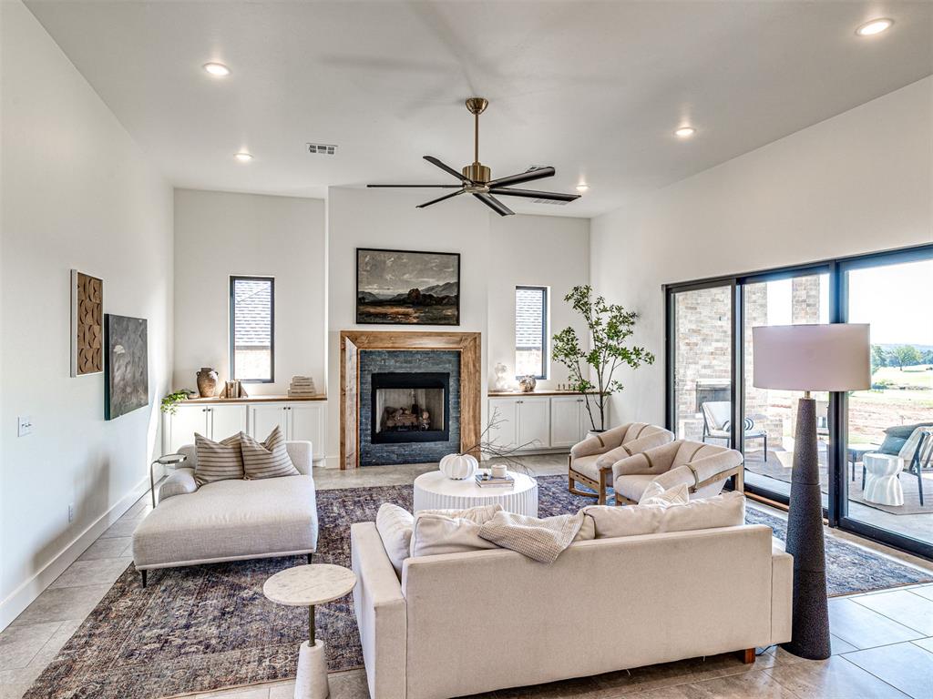 2219 Winter Creek Boulevard