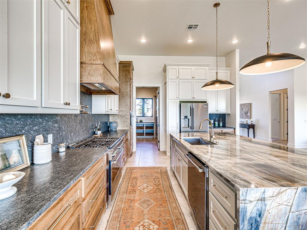 2219 Winter Creek Boulevard