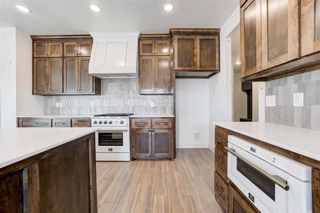 9216 NW 123rd Street