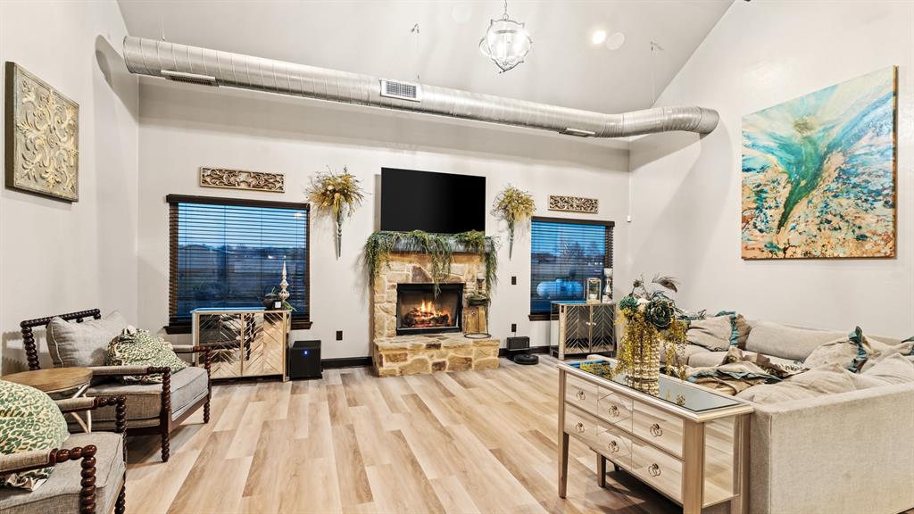 15500 S Drexel Avenue