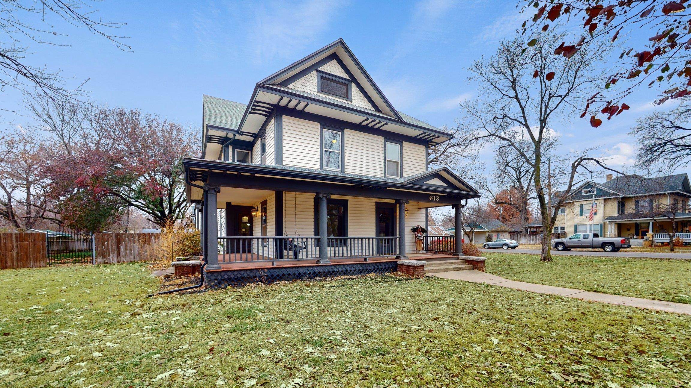 613 N Franklin Ave