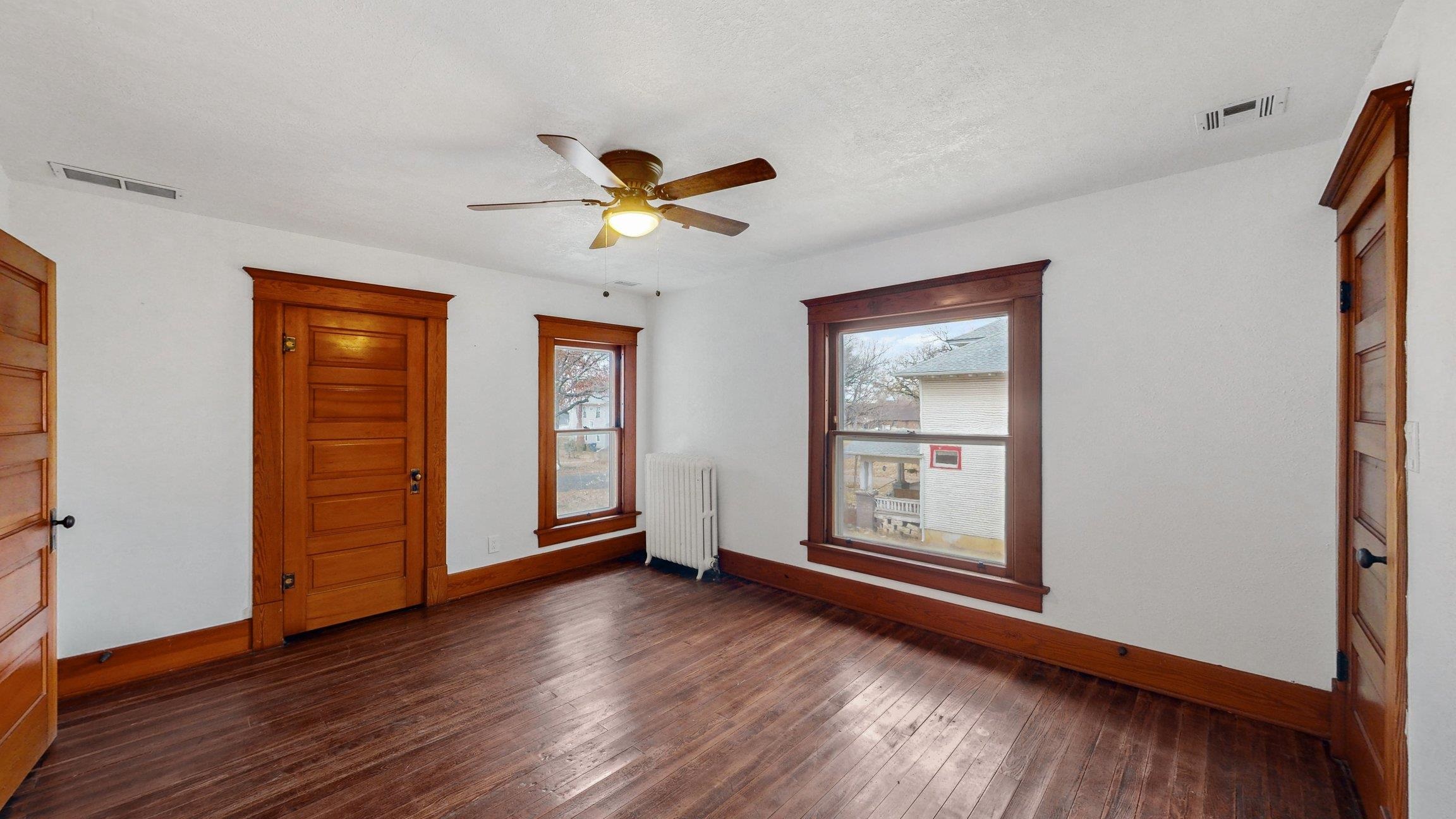 613 N Franklin Ave