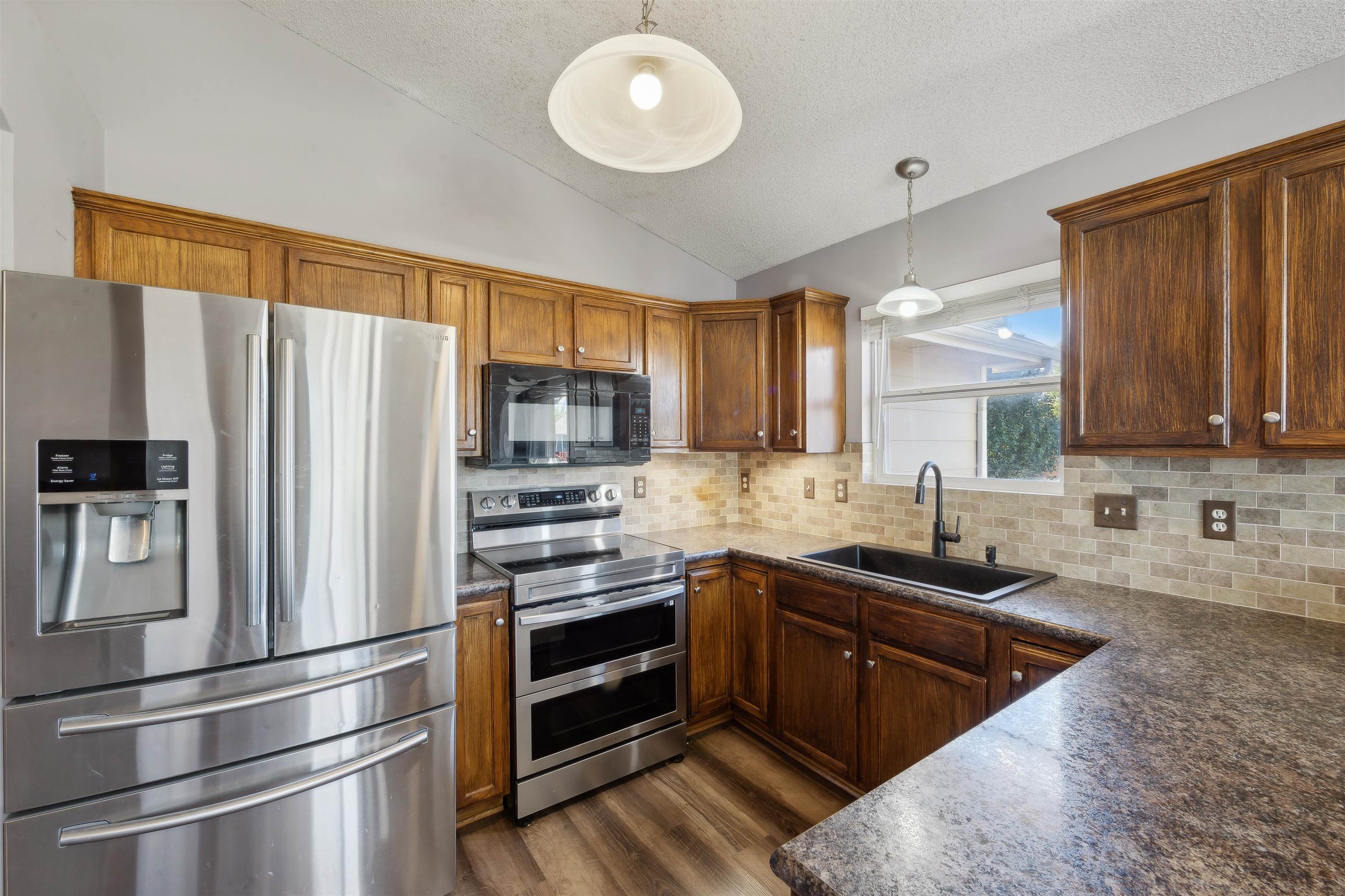 10605 W Lamp Cir
