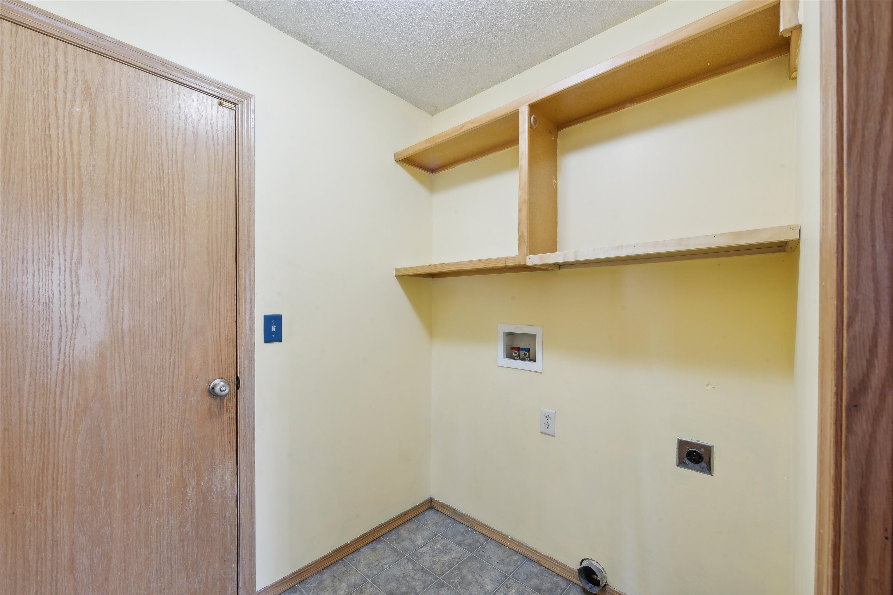 10605 W Lamp Cir