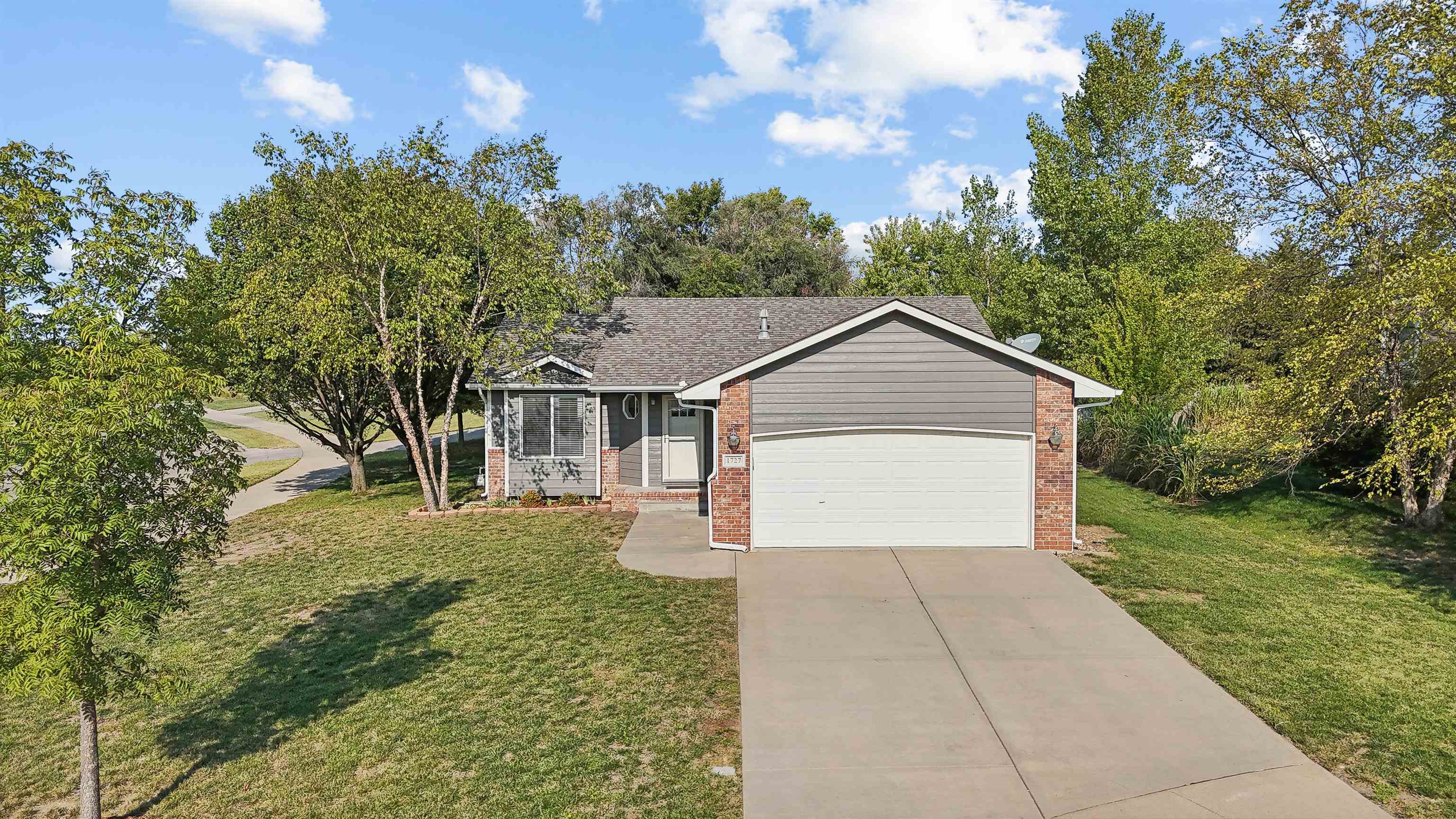 1727 N Juniper Ct