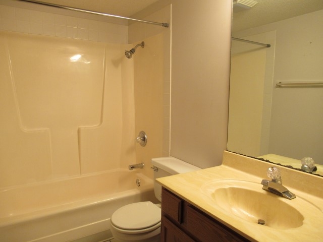 8515 W Nantucket