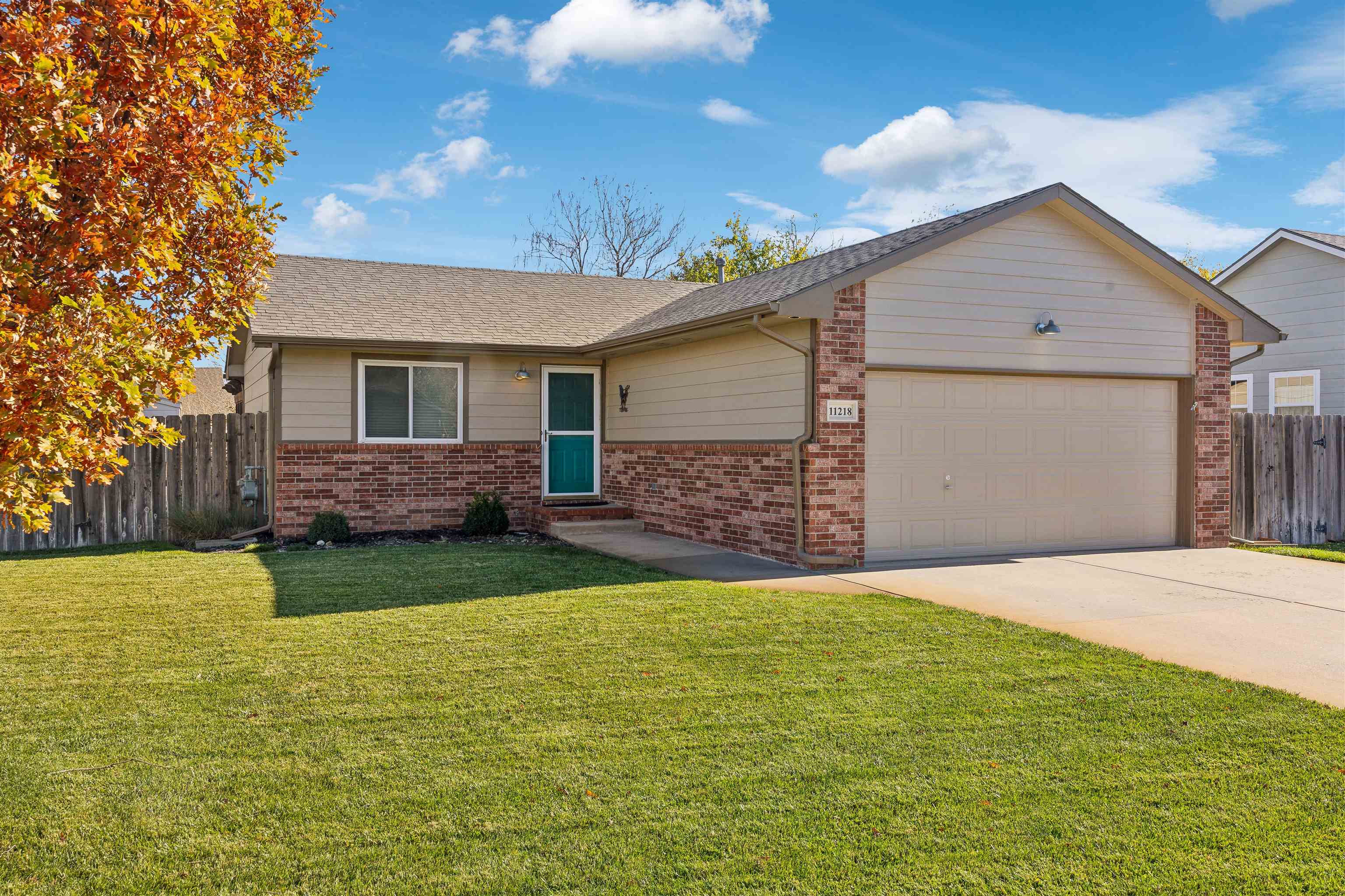 11218 W Carr Ct