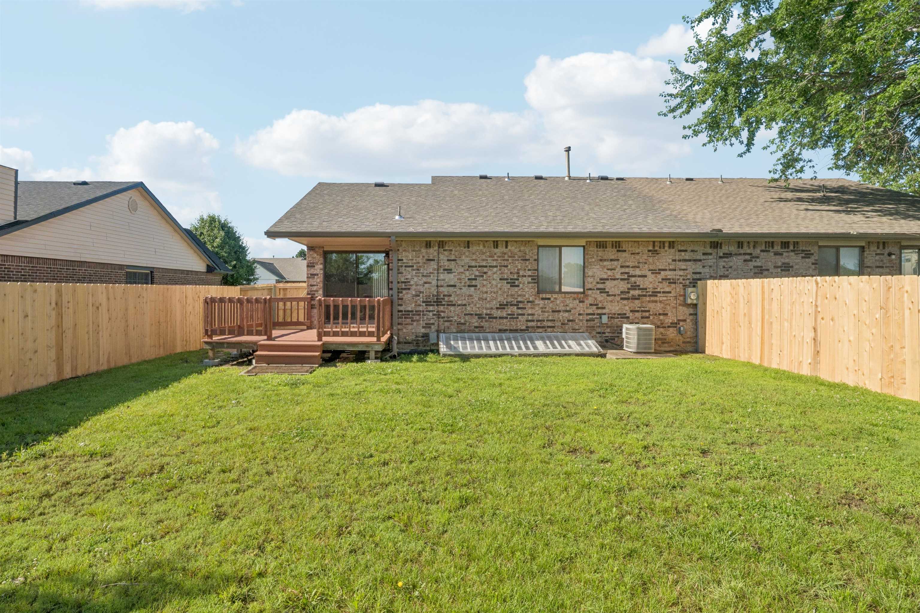 6806 W O'Neil