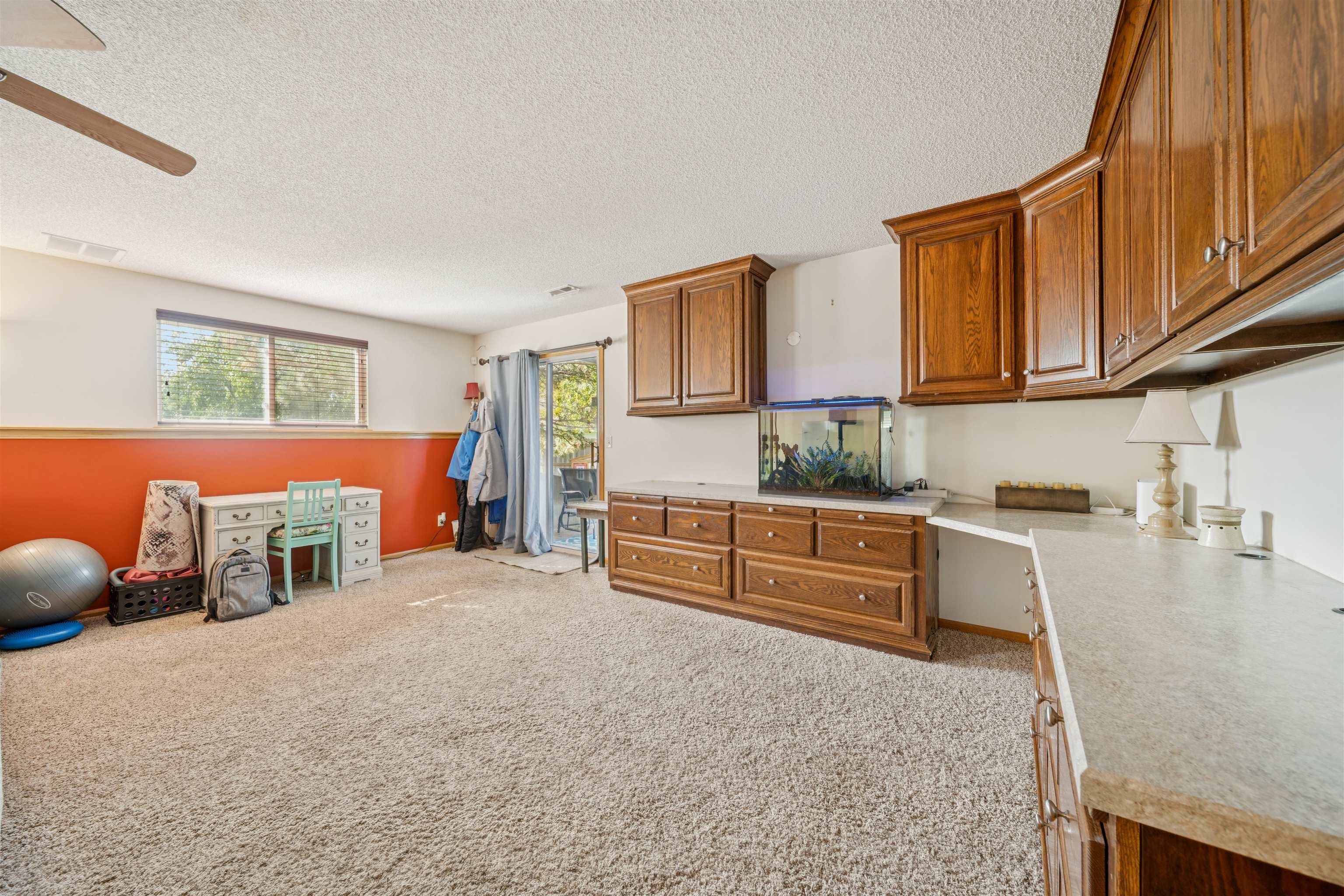 326 N Clay Cir