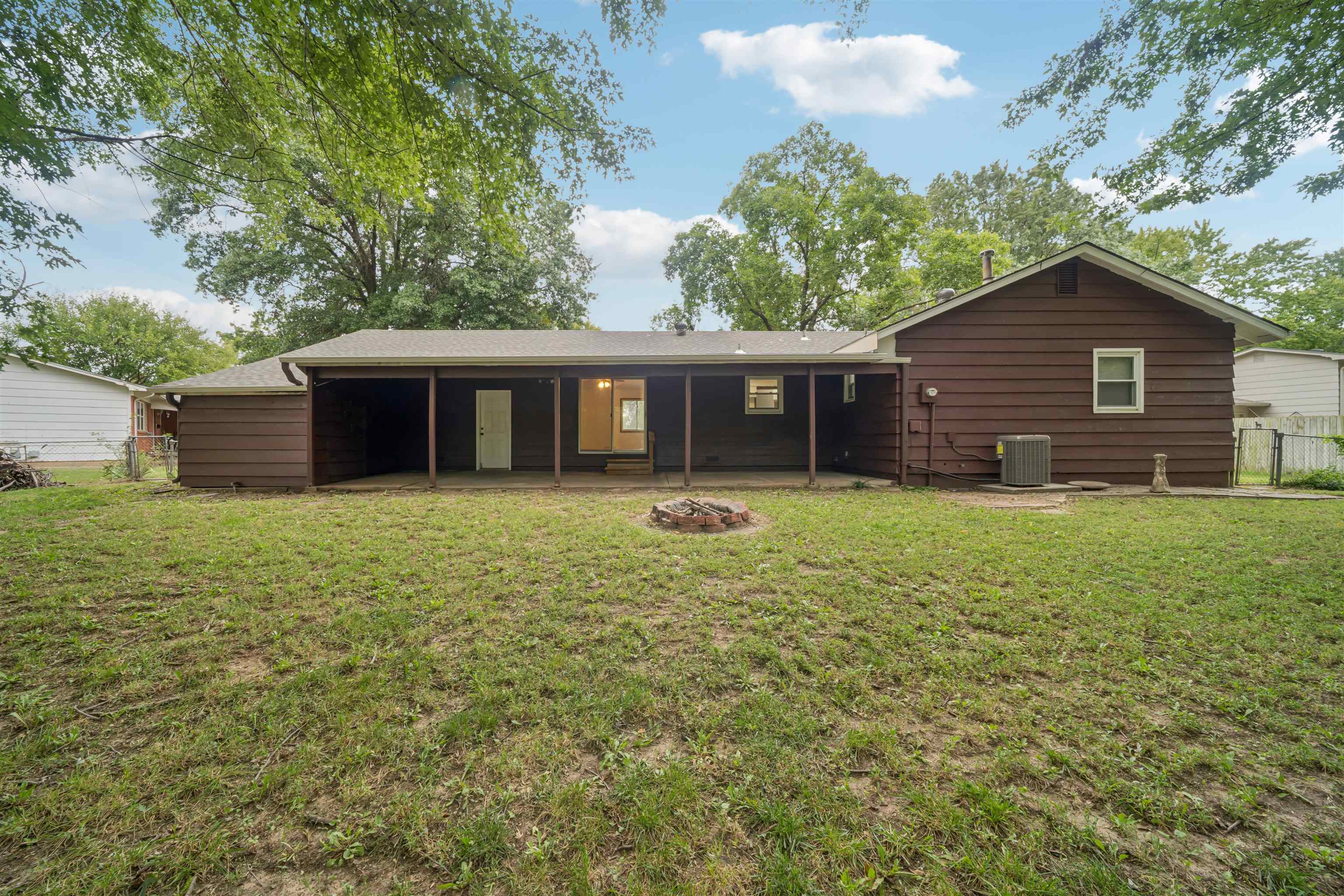 9026 W Harvest Ct