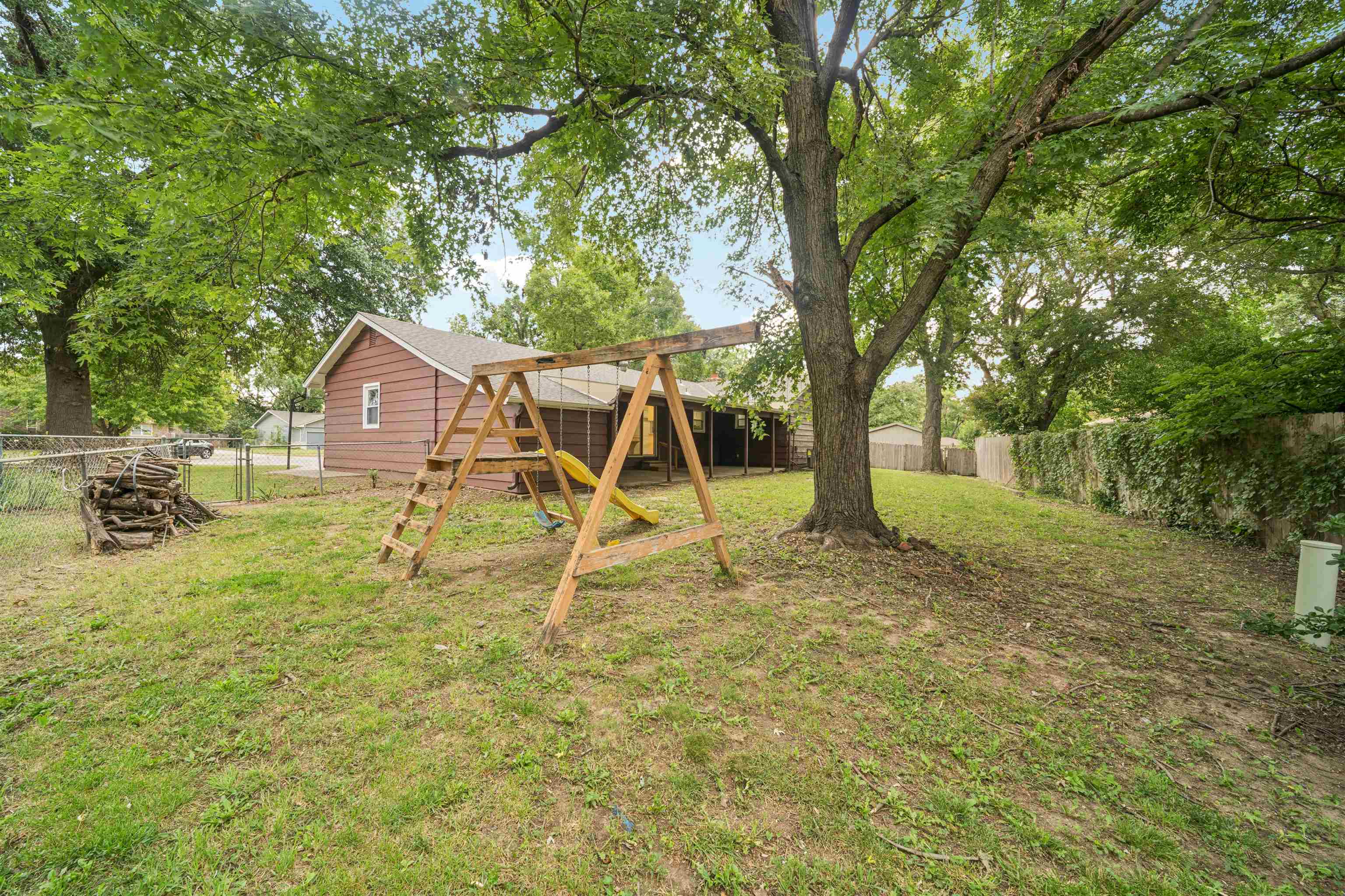 9026 W Harvest Ct