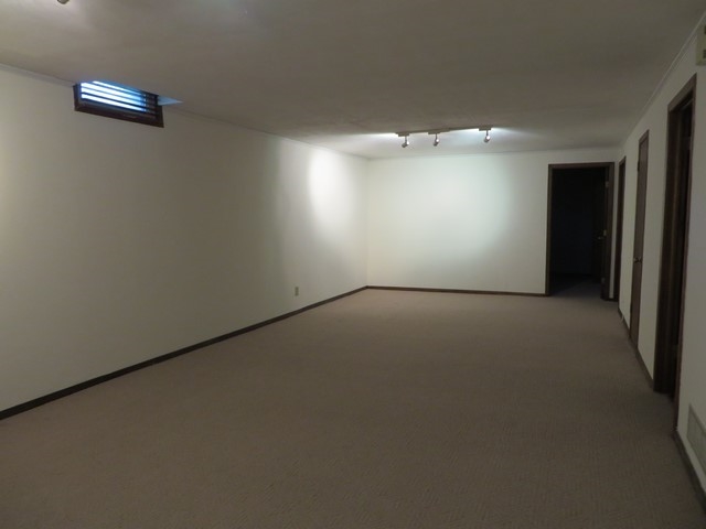 1109 S Breckenridge Ct