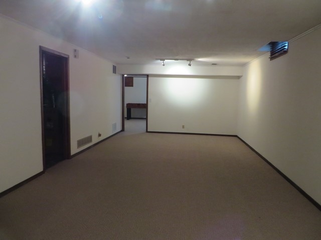 1109 S Breckenridge Ct