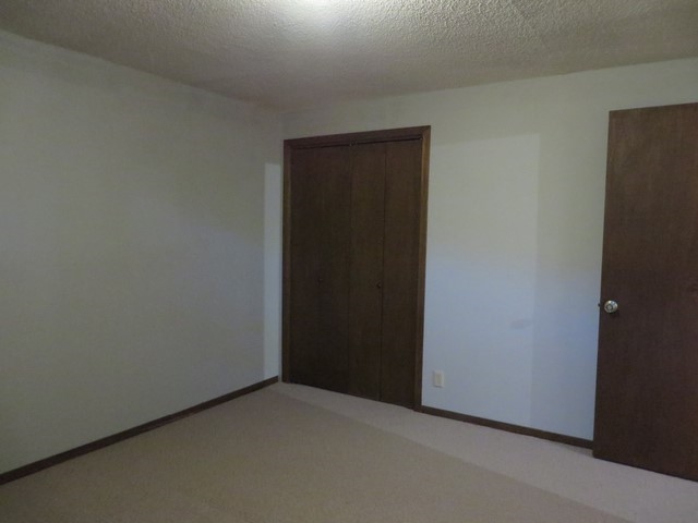 1109 S Breckenridge Ct