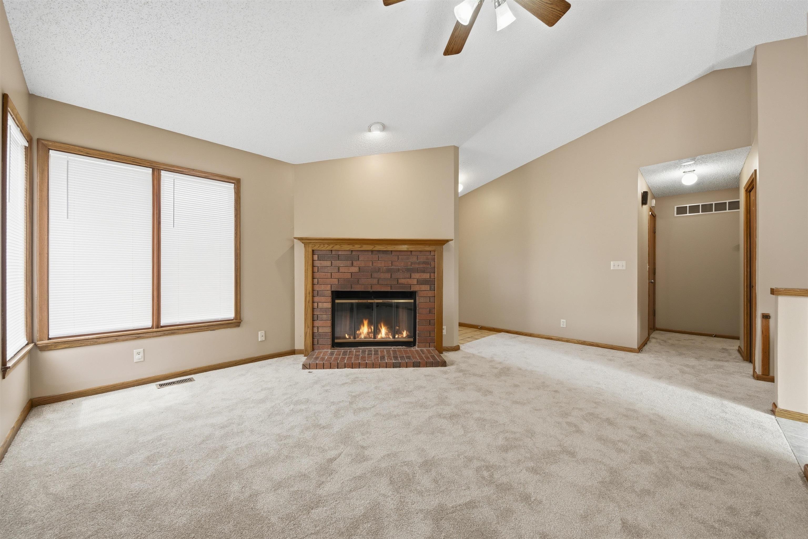 11605 W Binter Ct
