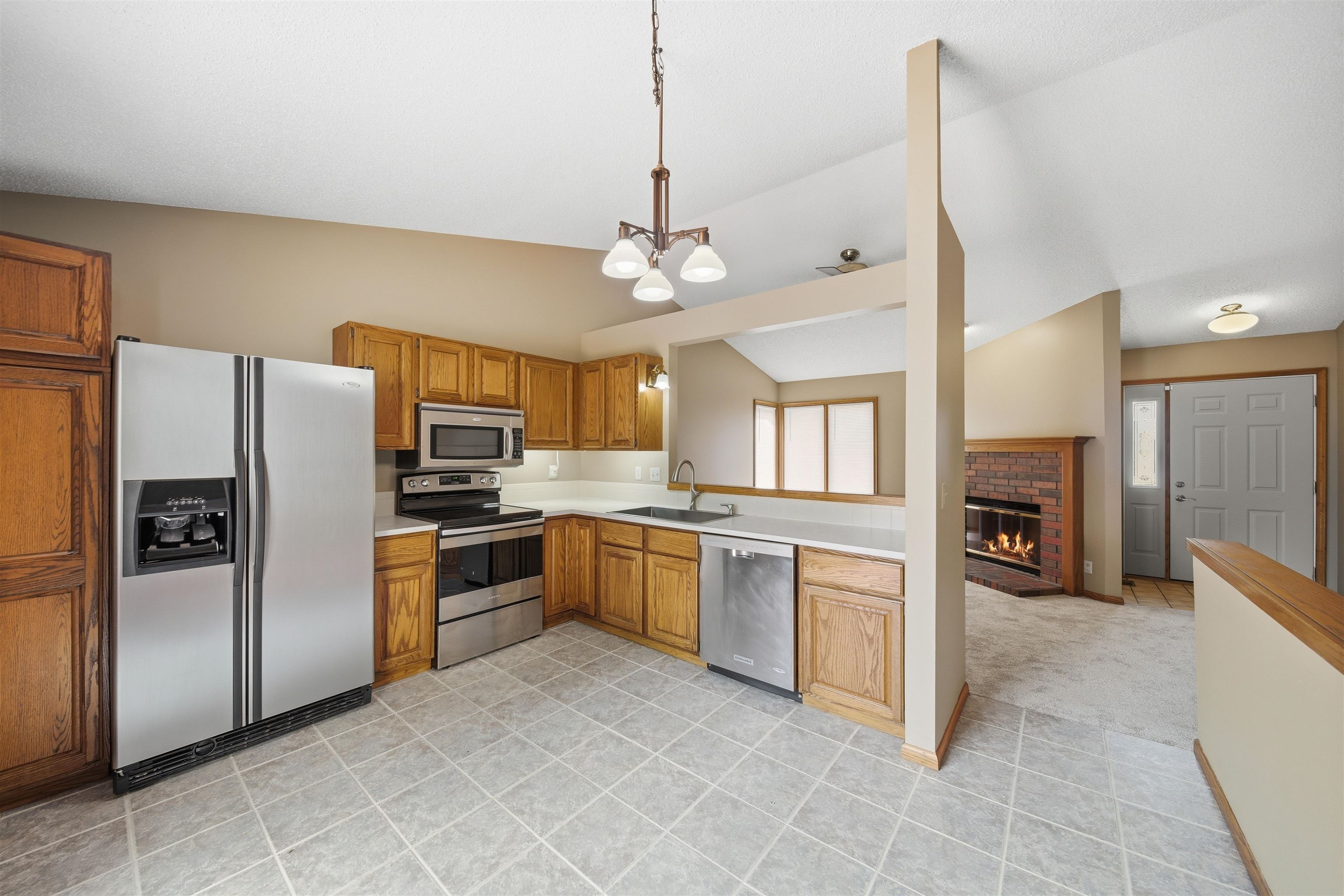 11605 W Binter Ct