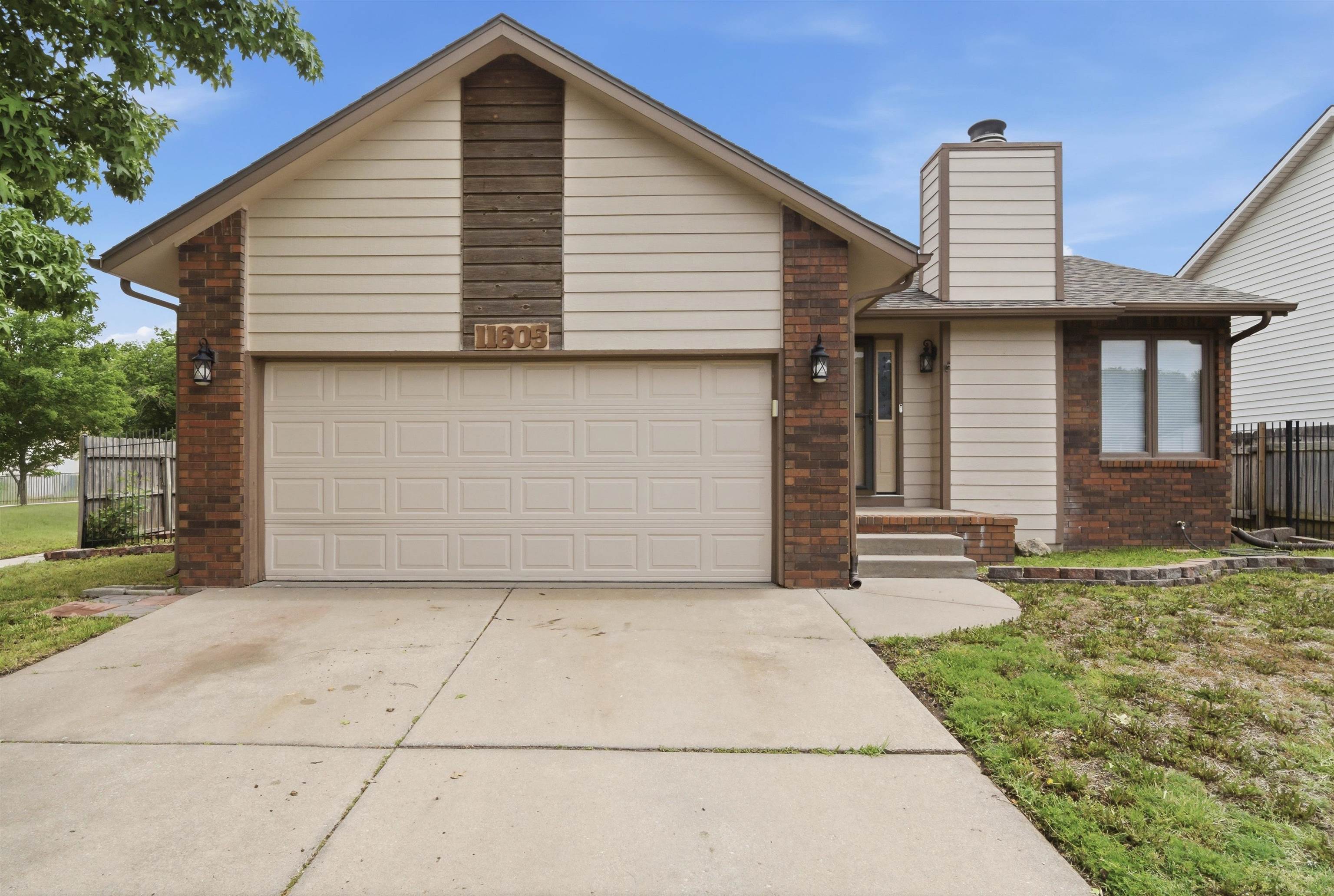 11605 W Binter Ct