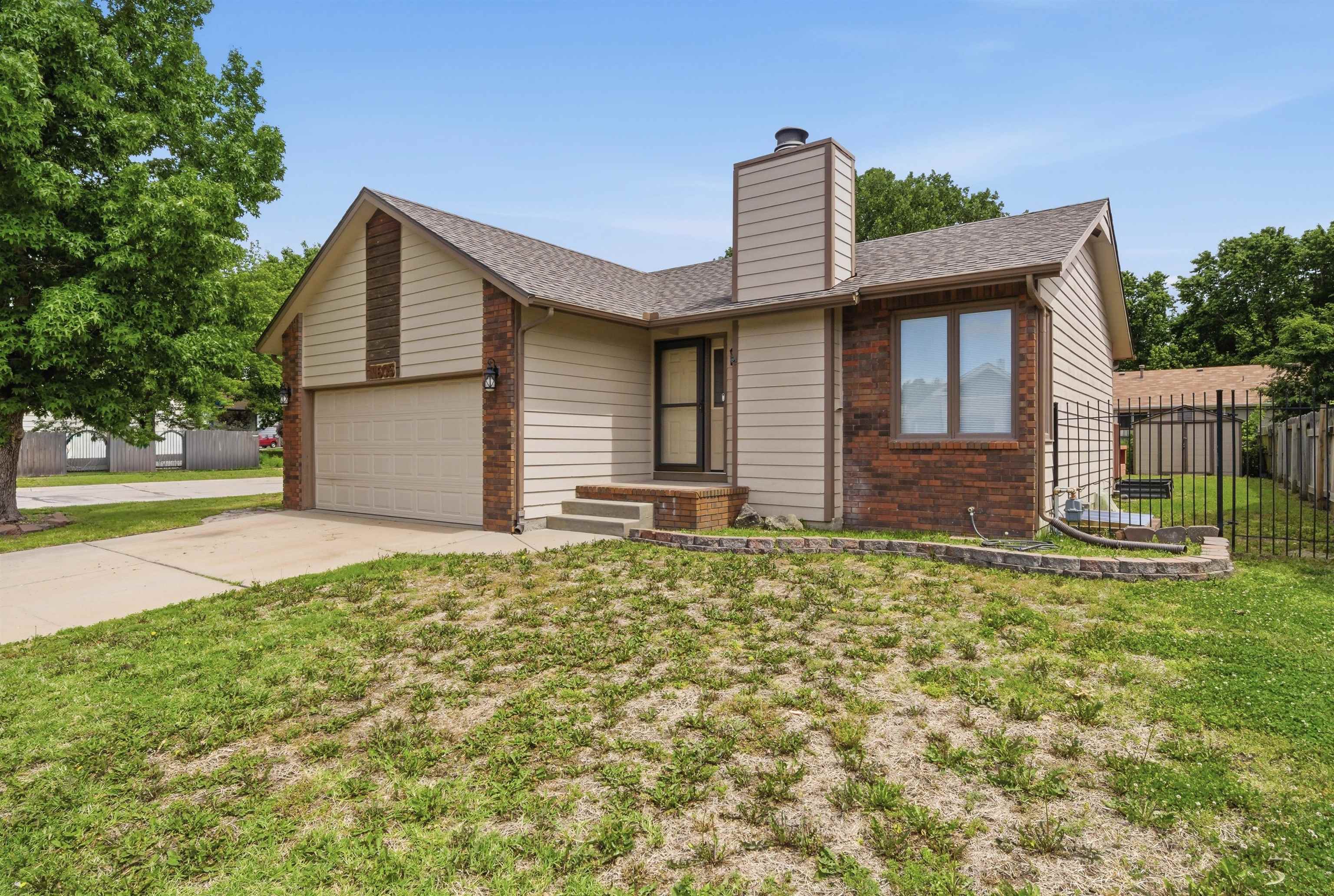 11605 W Binter Ct