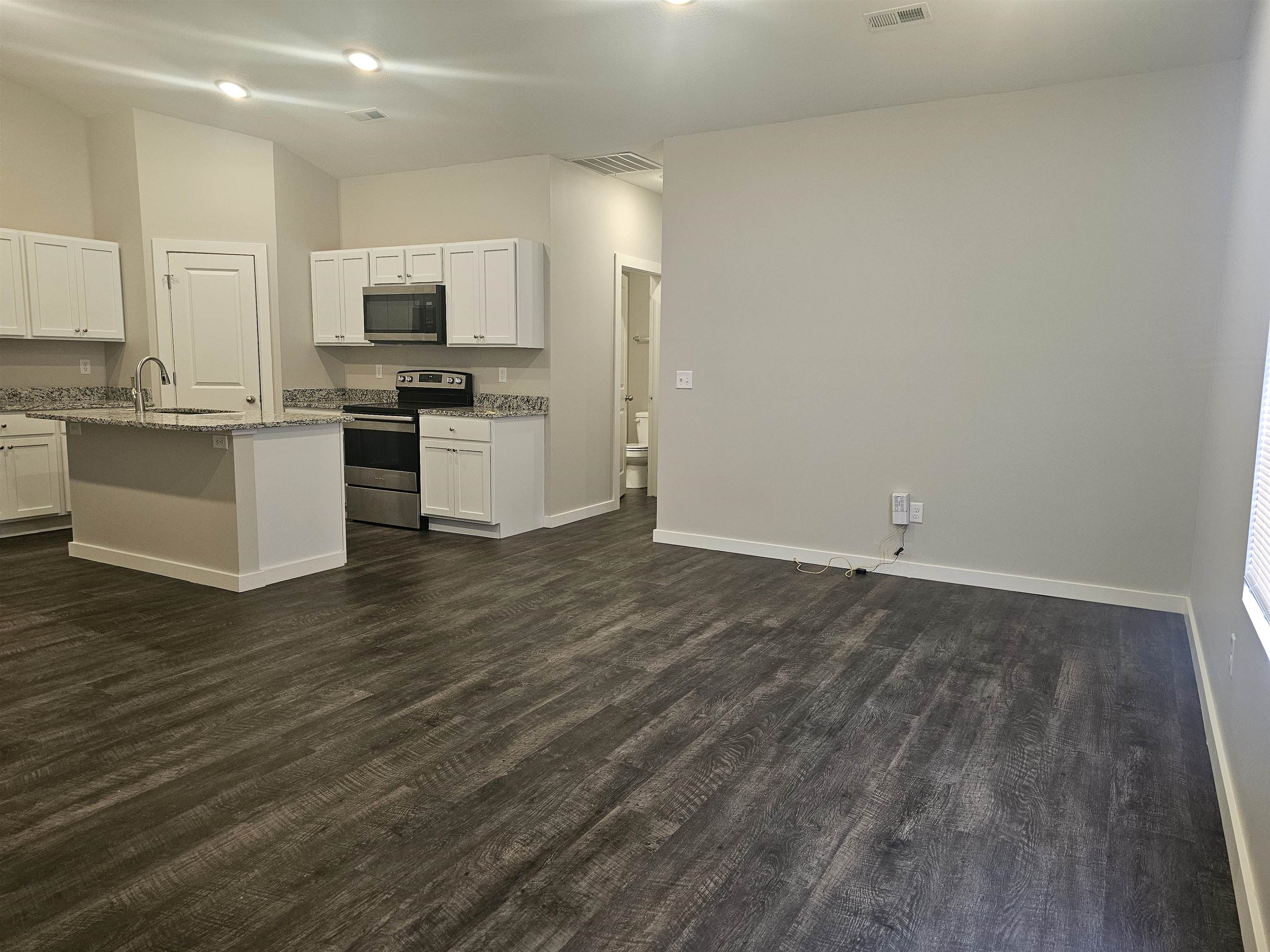565 E Martens Ct