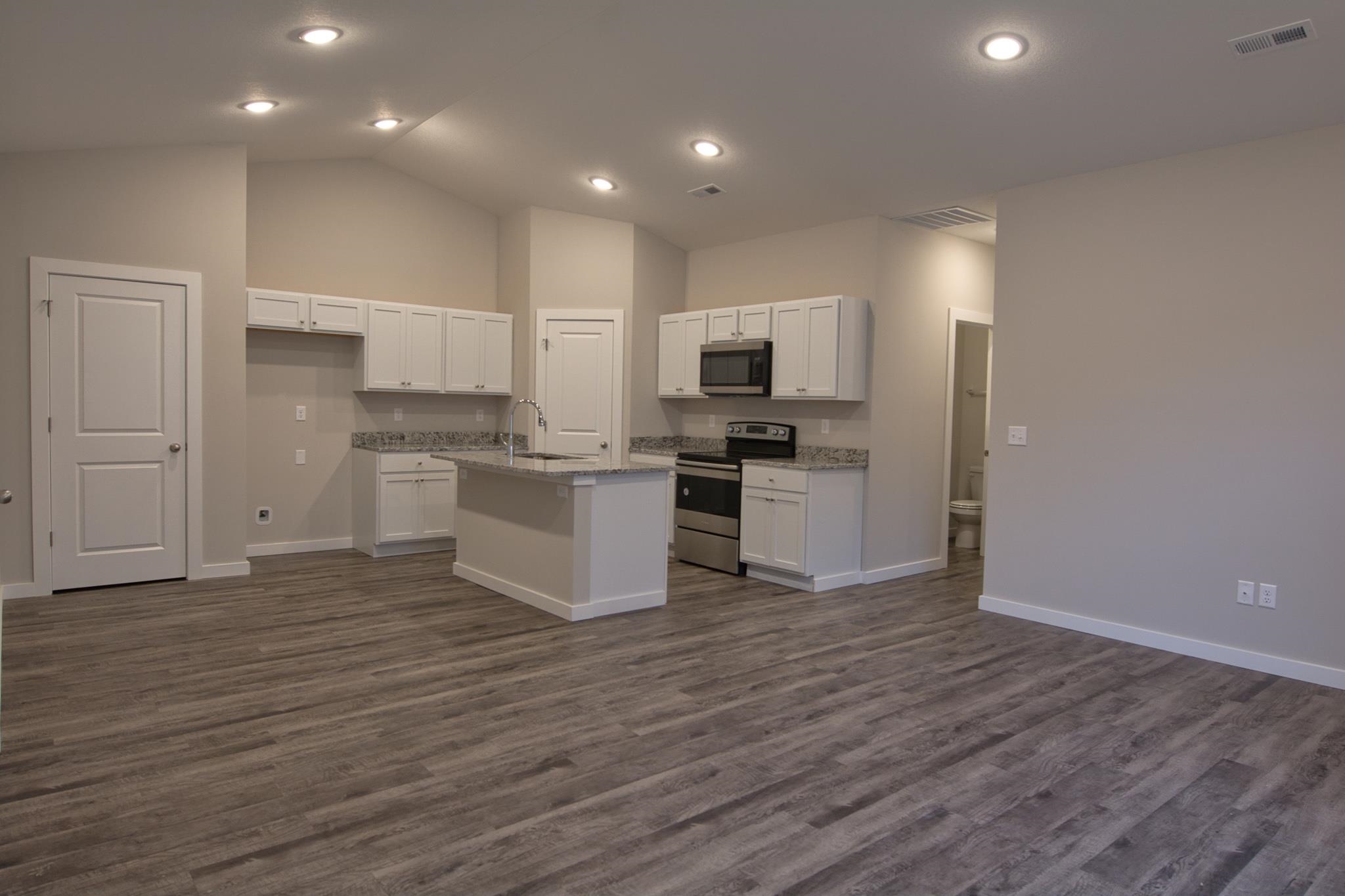 565 E Martens Ct