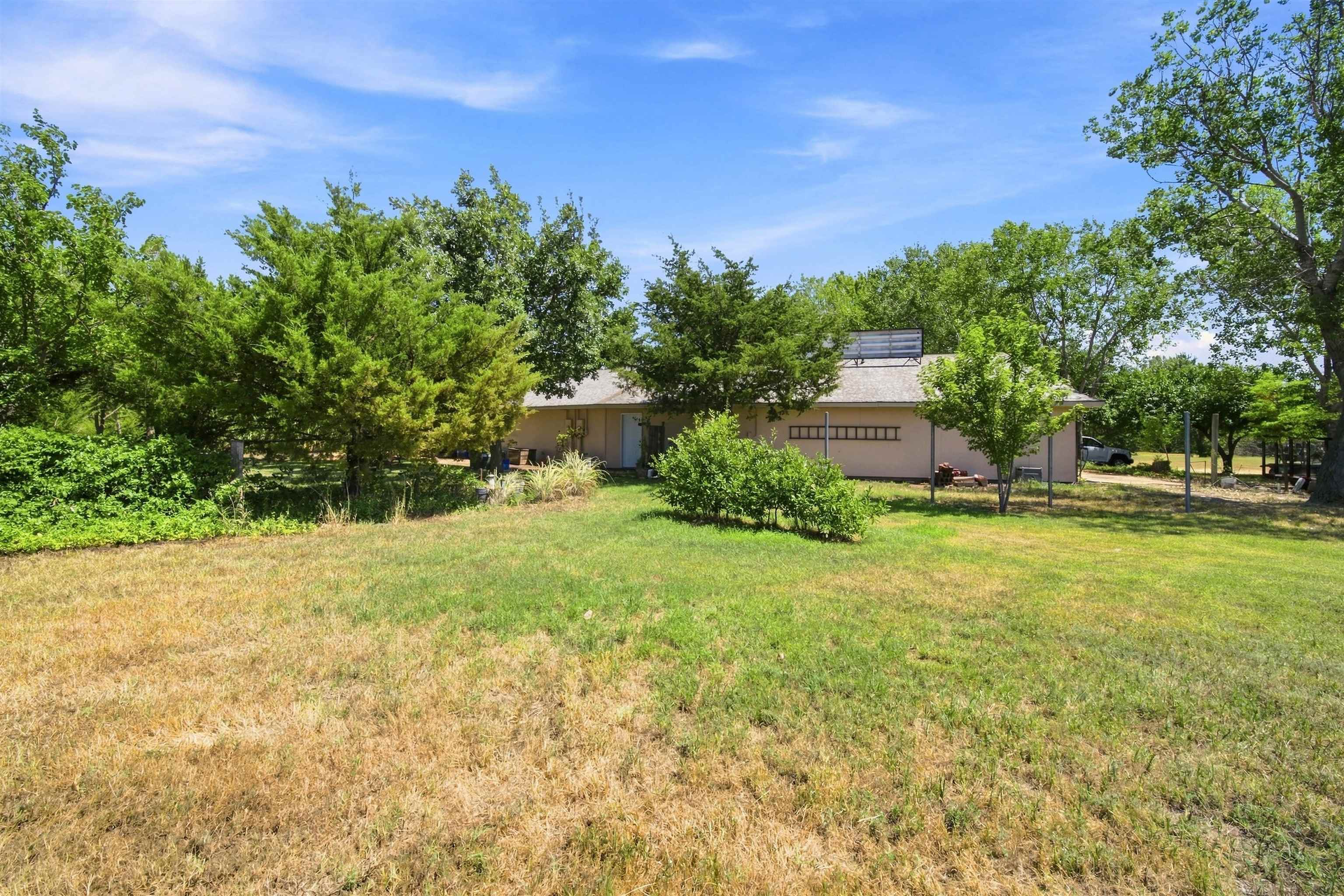 1691 W Ashleigh Ln