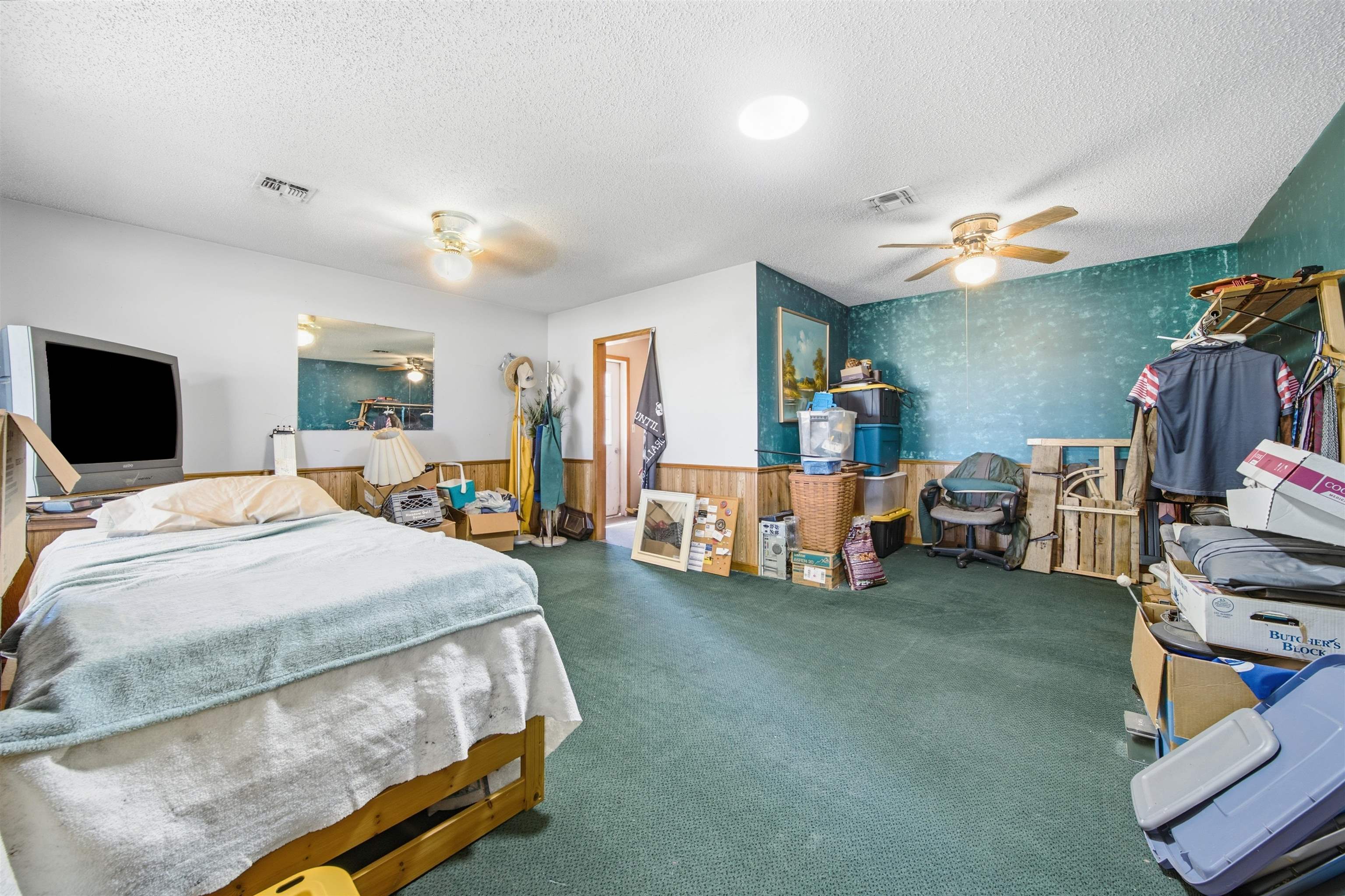 1691 W Ashleigh Ln