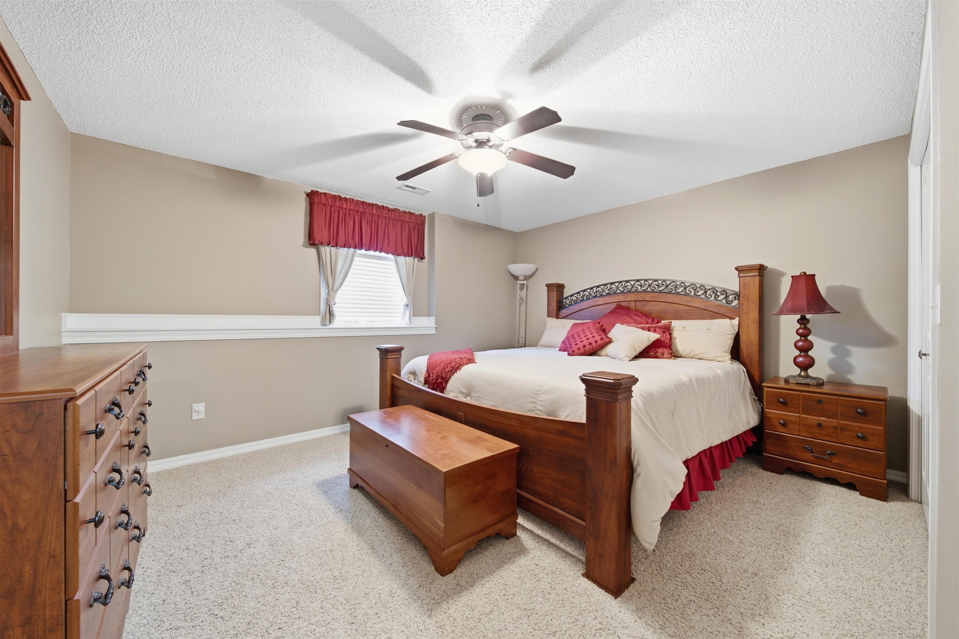 10009 W Lydia Ct