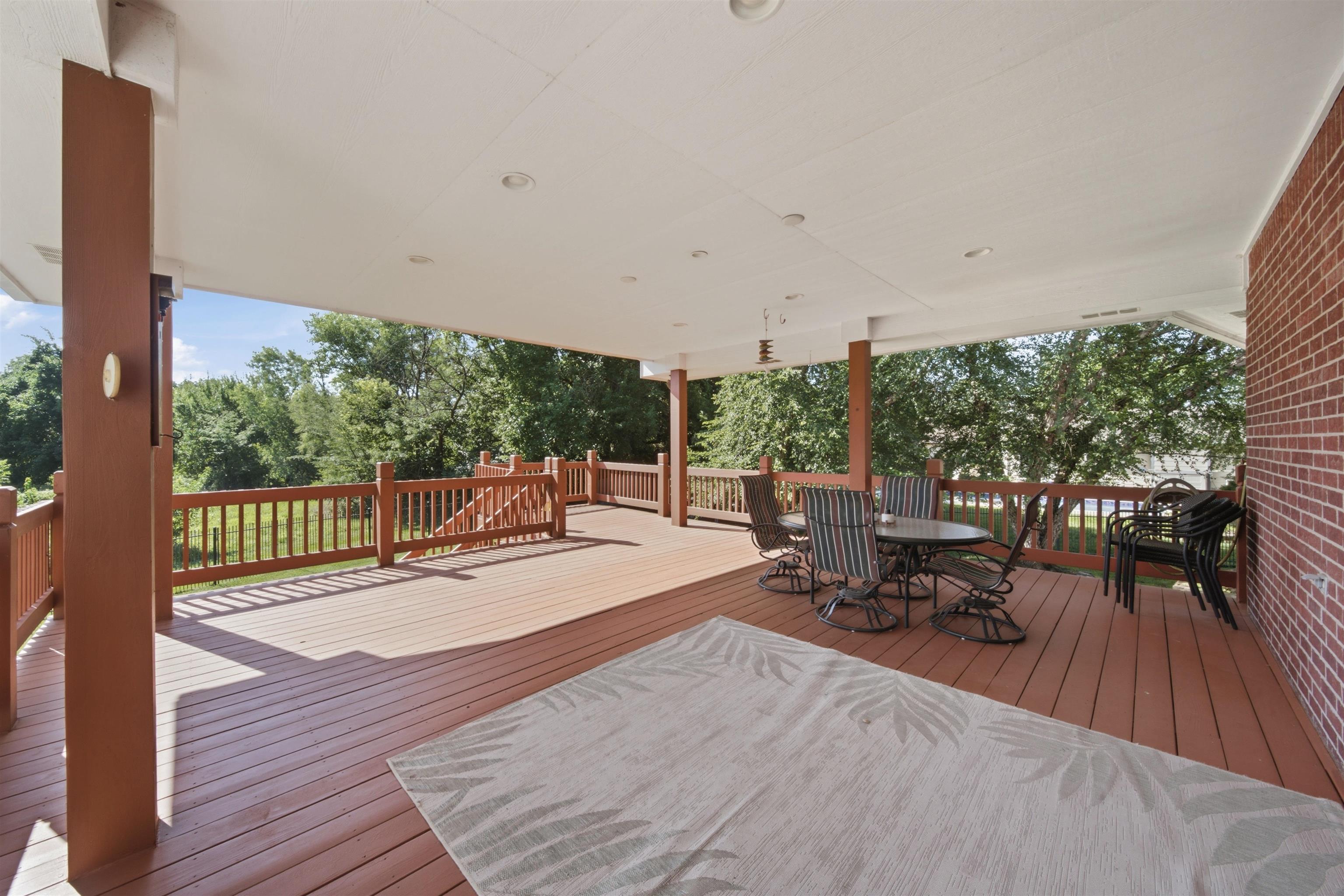 10009 W Lydia Ct