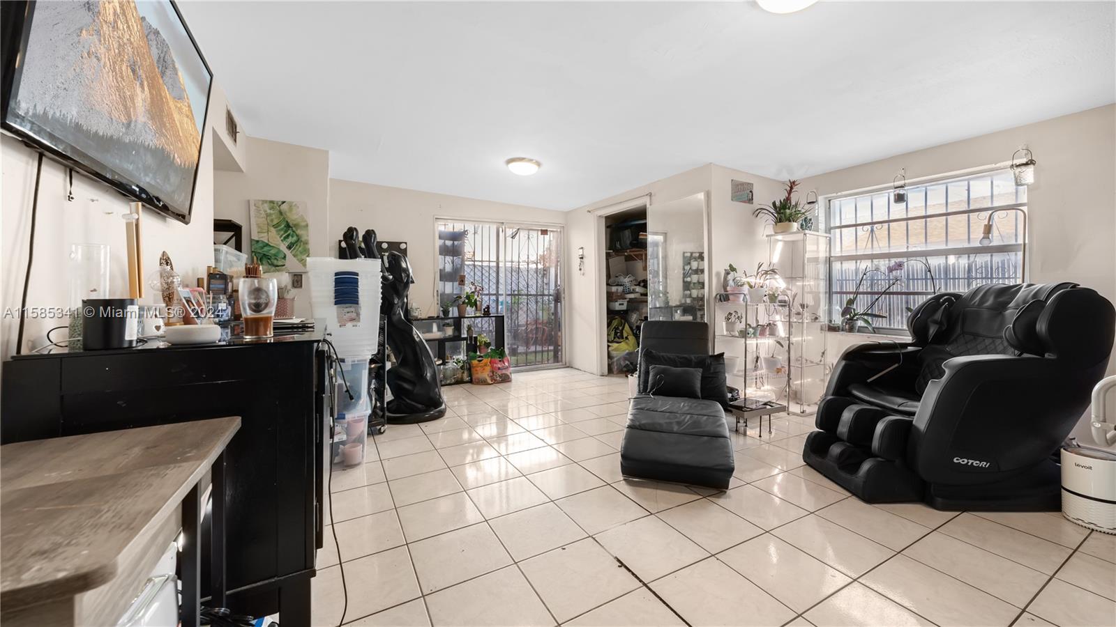 18937 NW 45th Ave # 18937