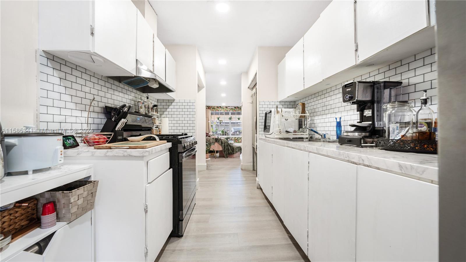 18937 NW 45th Ave # 18937