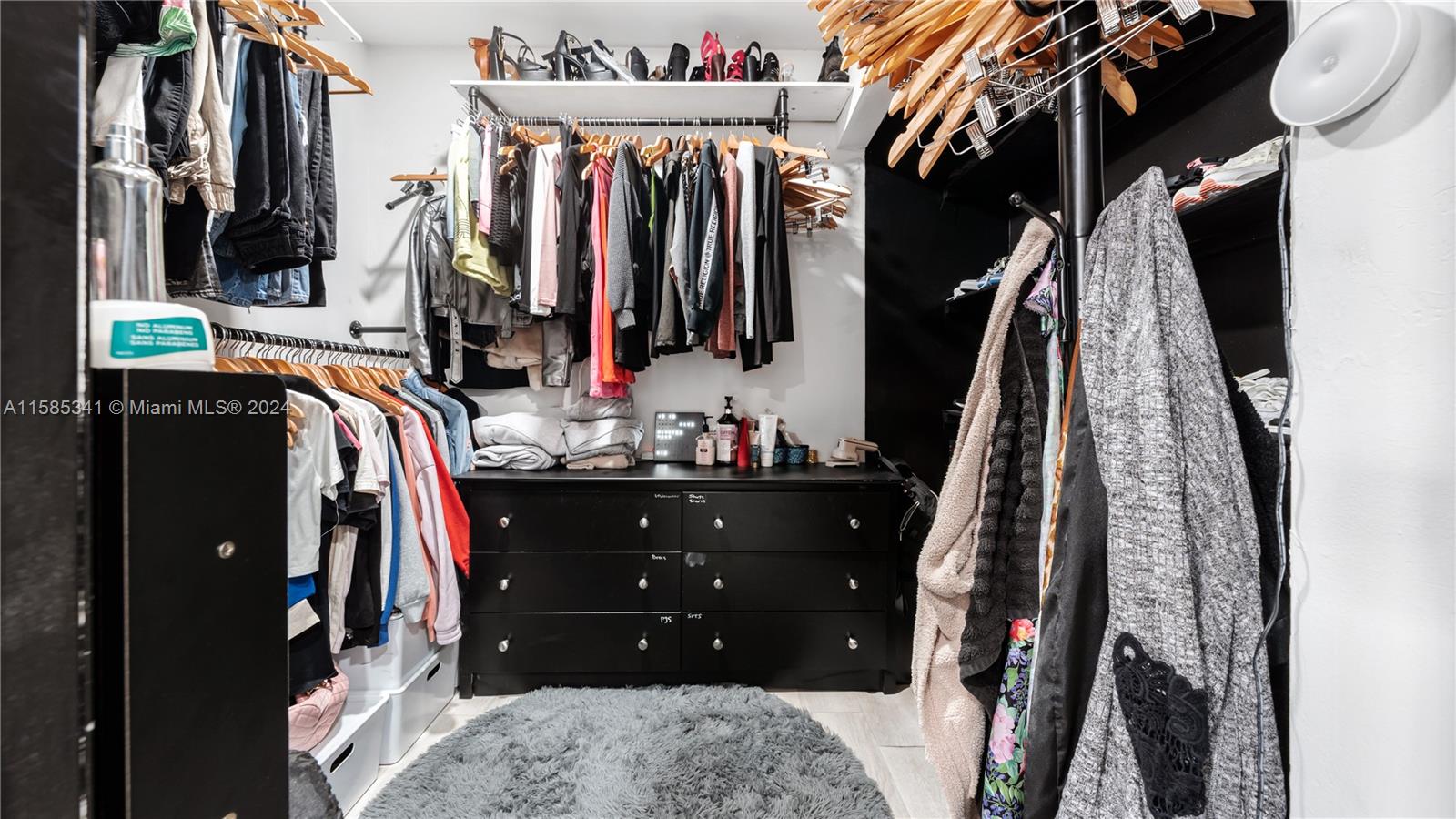 18937 NW 45th Ave # 18937