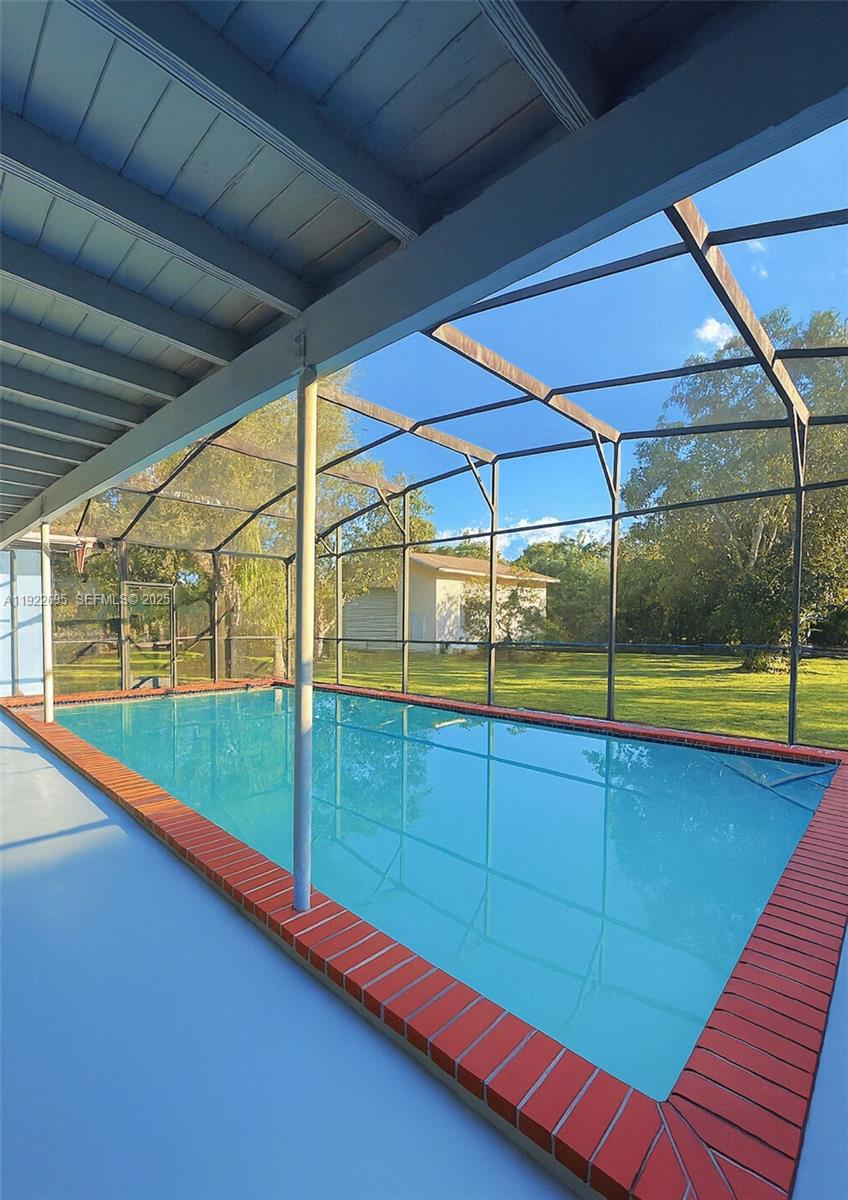 8960 SW 115th Ter