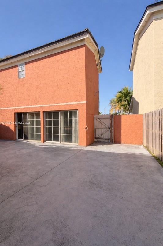 1045 NW 126th Pl
