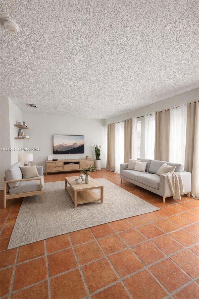 1045 NW 126th Pl