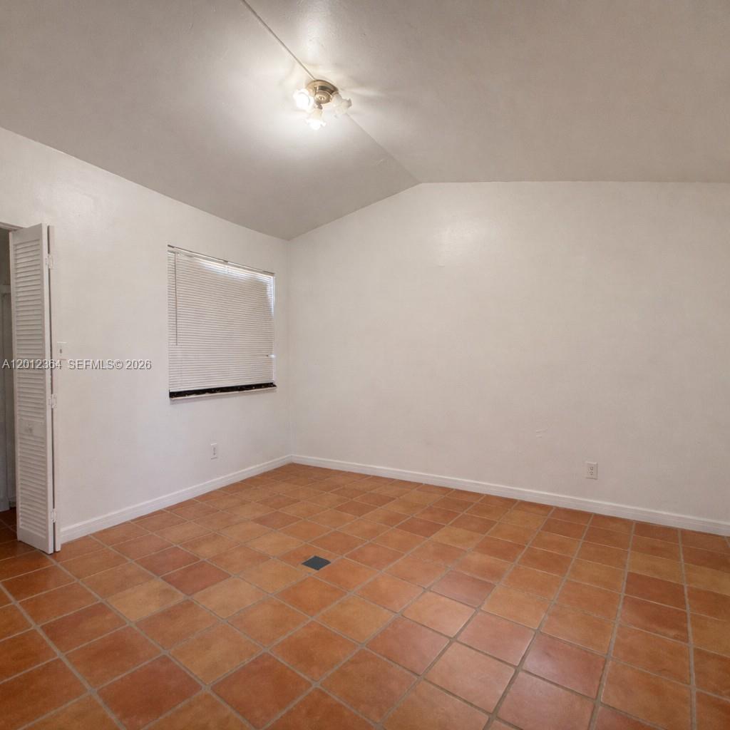 1045 NW 126th Pl