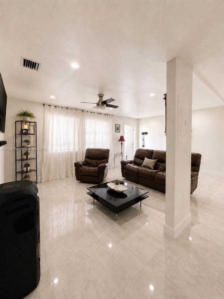 3625 NW 13th St