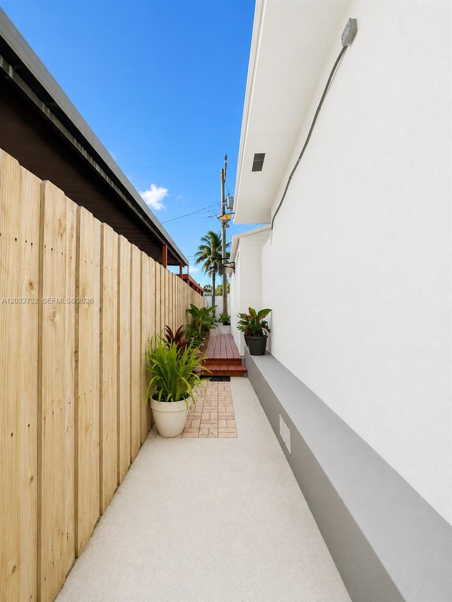3625 NW 13th St