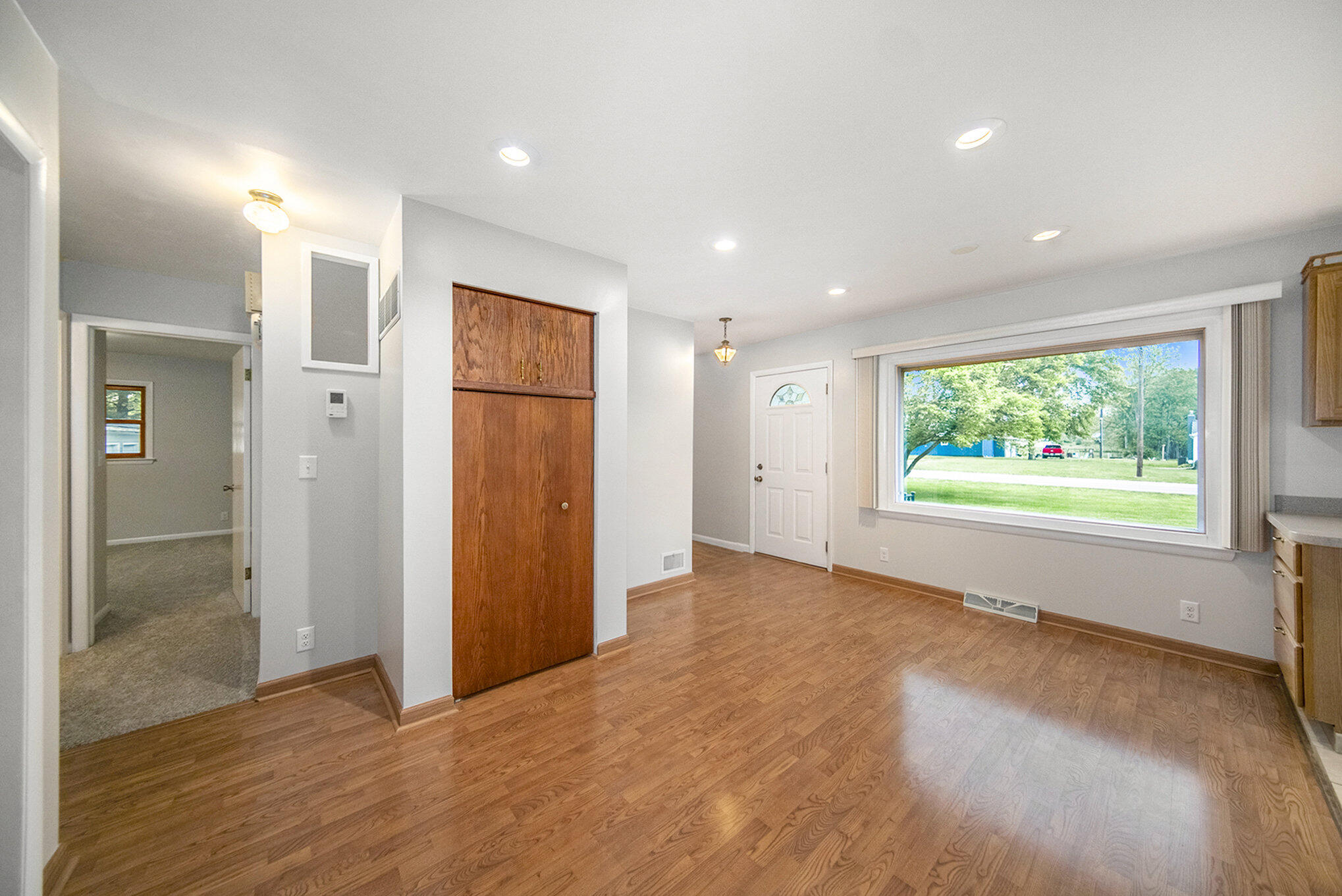 6405 King Road