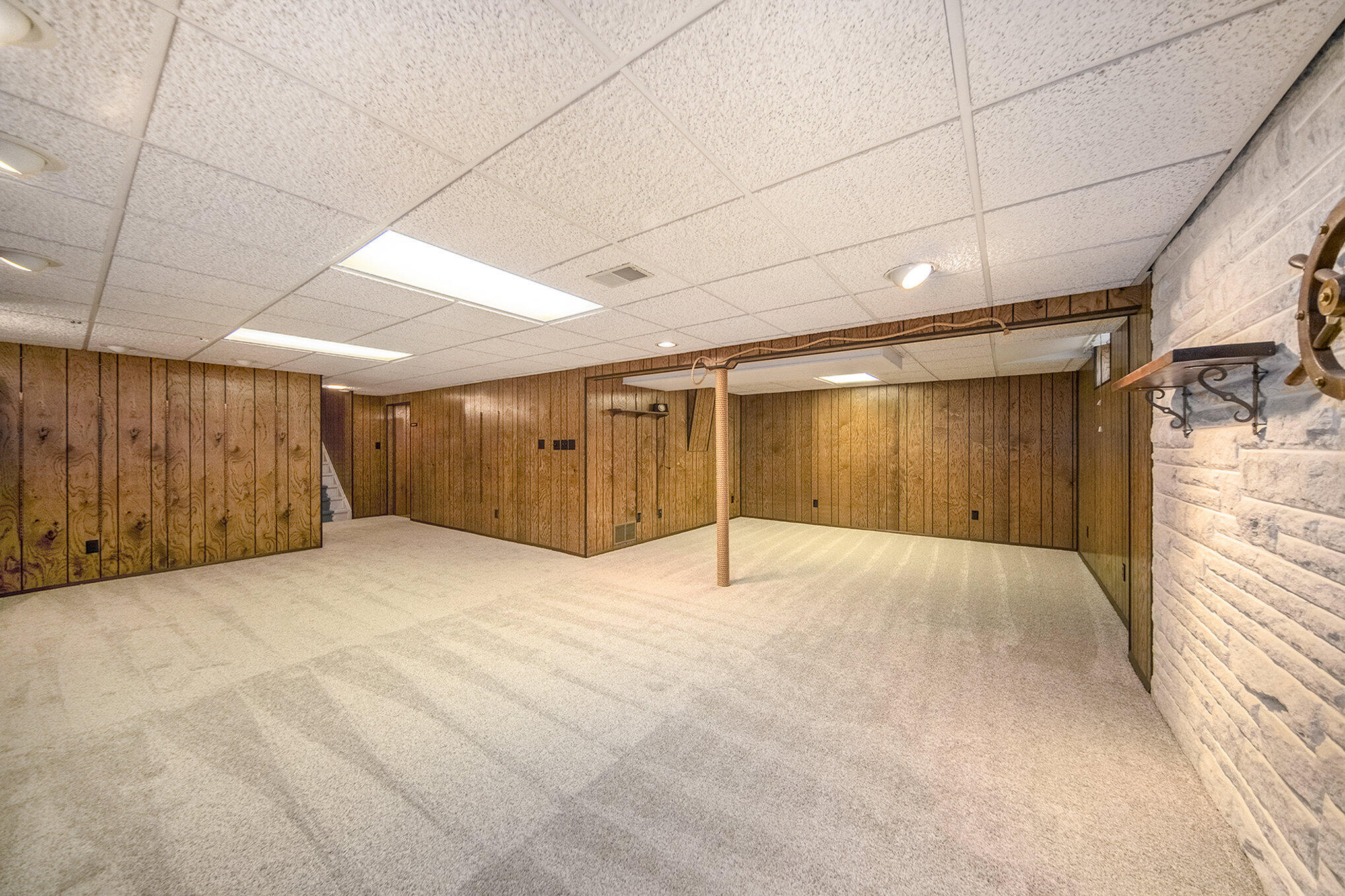 6405 King Road