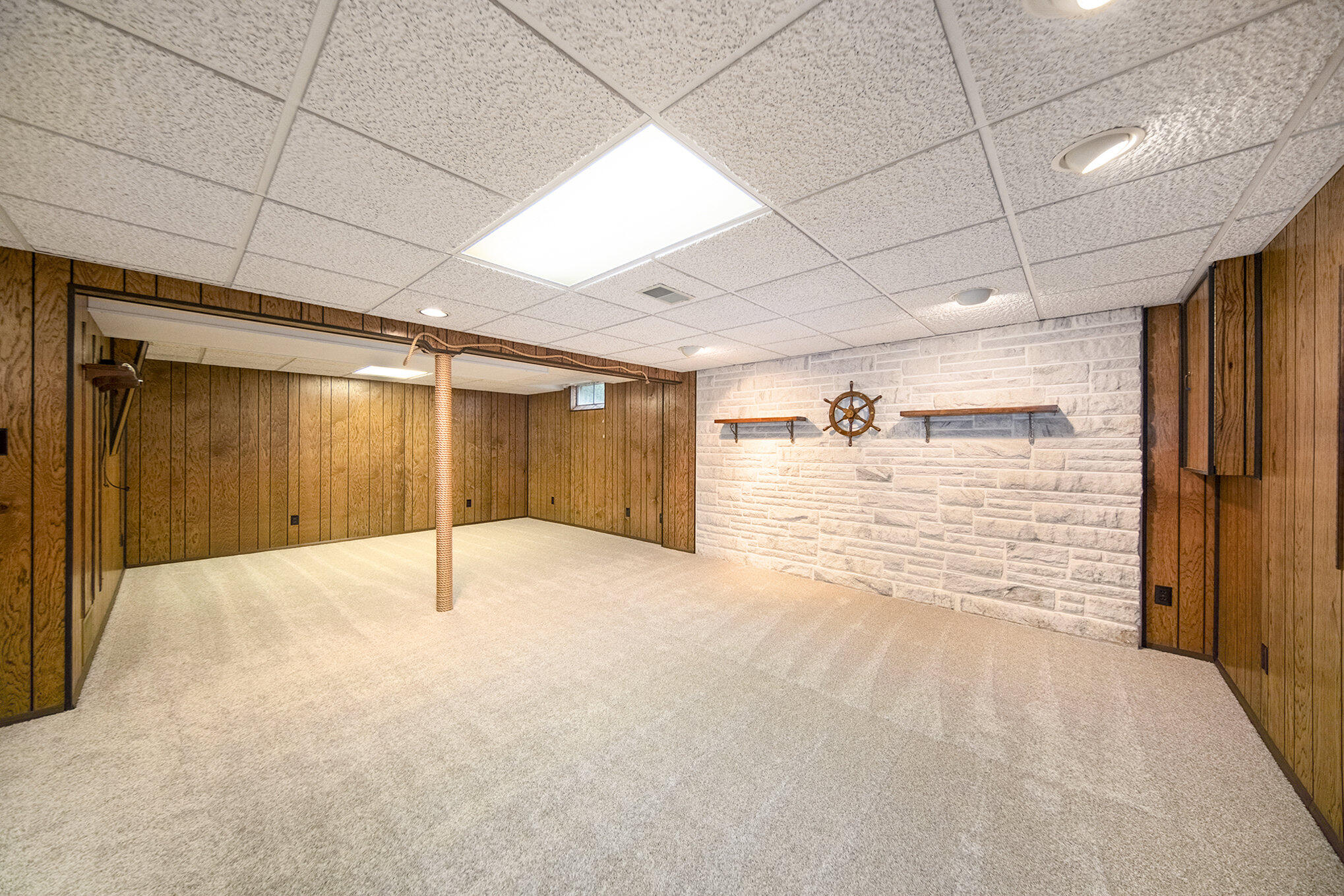 6405 King Road