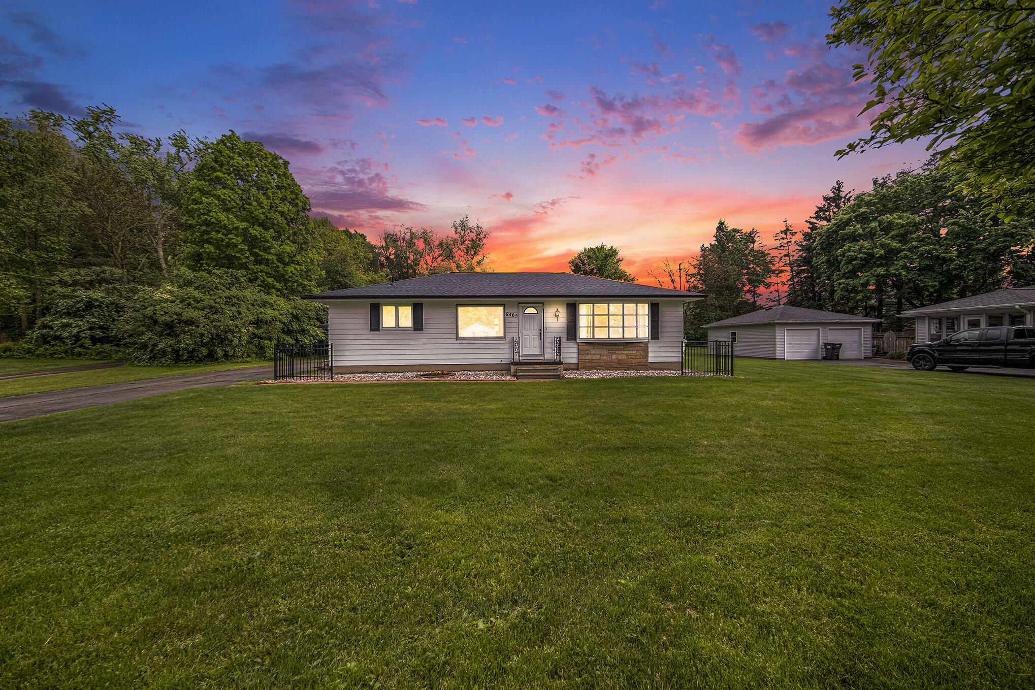 6405 King Road
