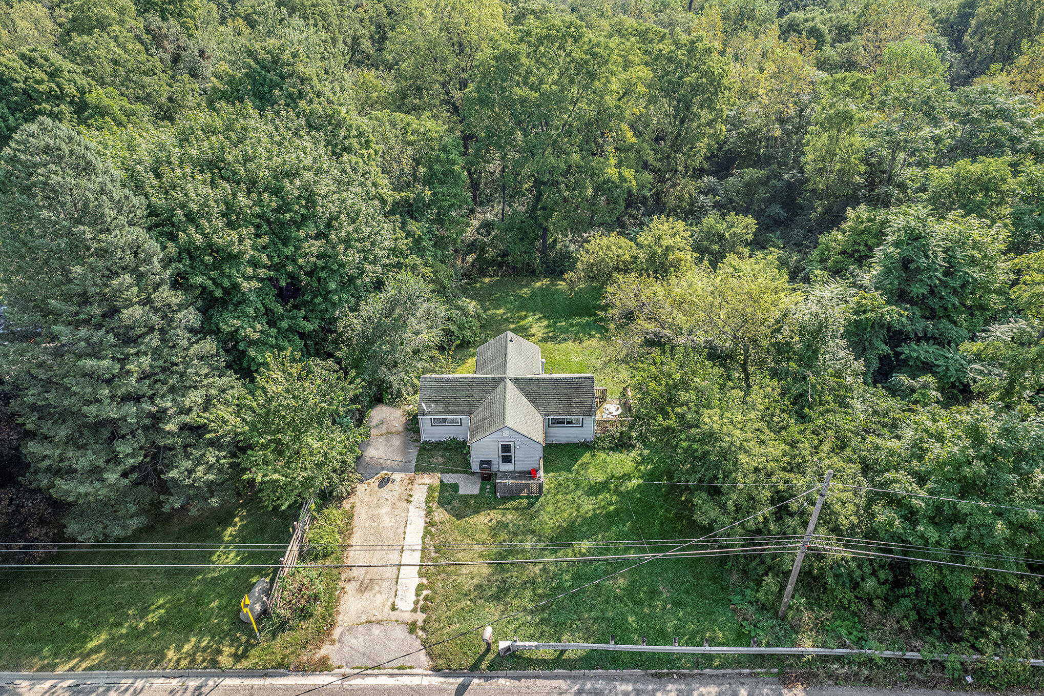2347 Lansing Avenue