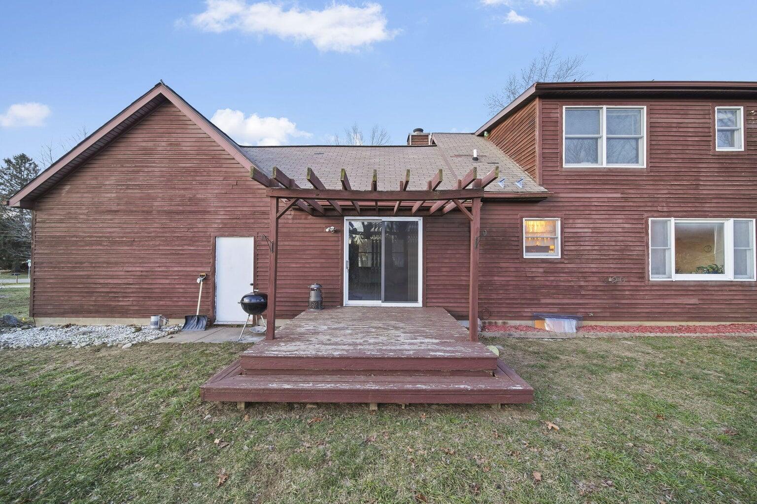 2313 Ridgeway Road