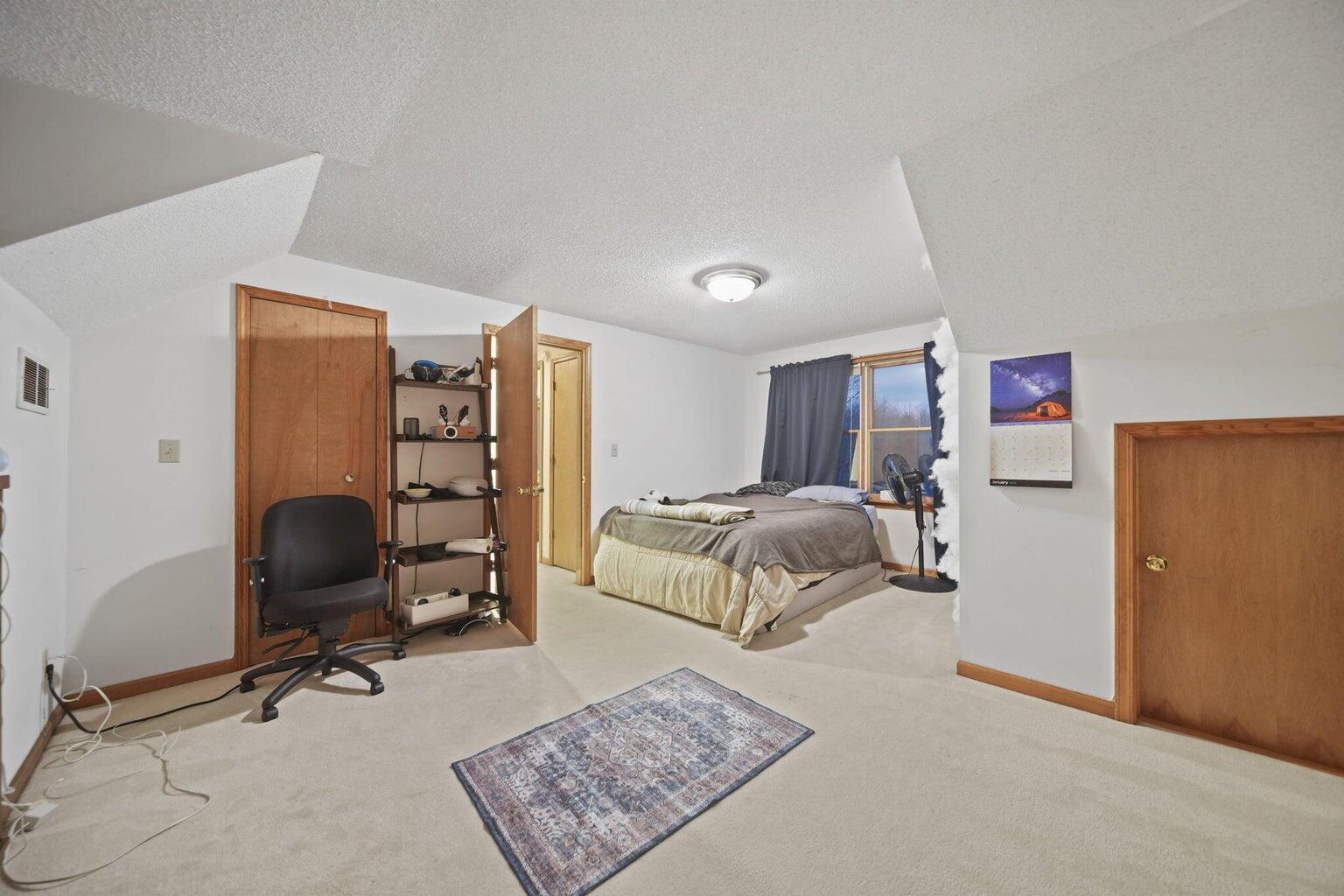 2313 Ridgeway Road