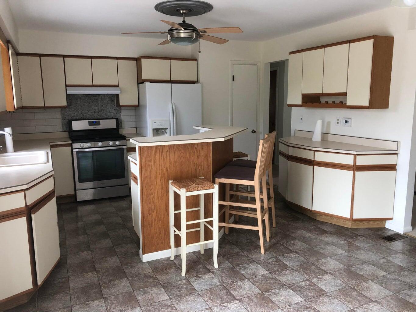 3388 Hathaway Lane